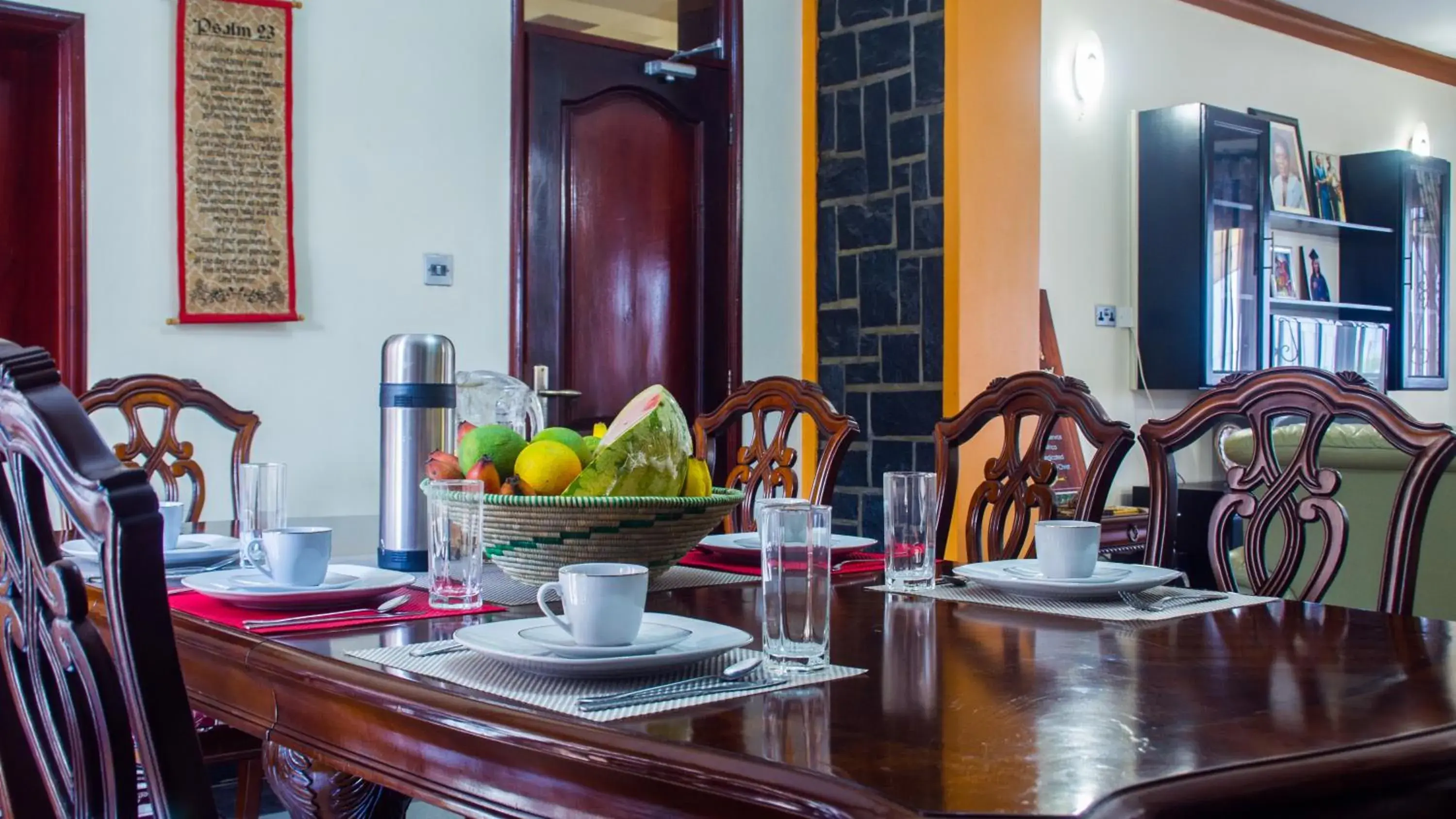 Restaurant/places to eat in Bona Safari Villa Bunamwaya Restaurant/places to eat in Bona Safari Villa Bunamwaya