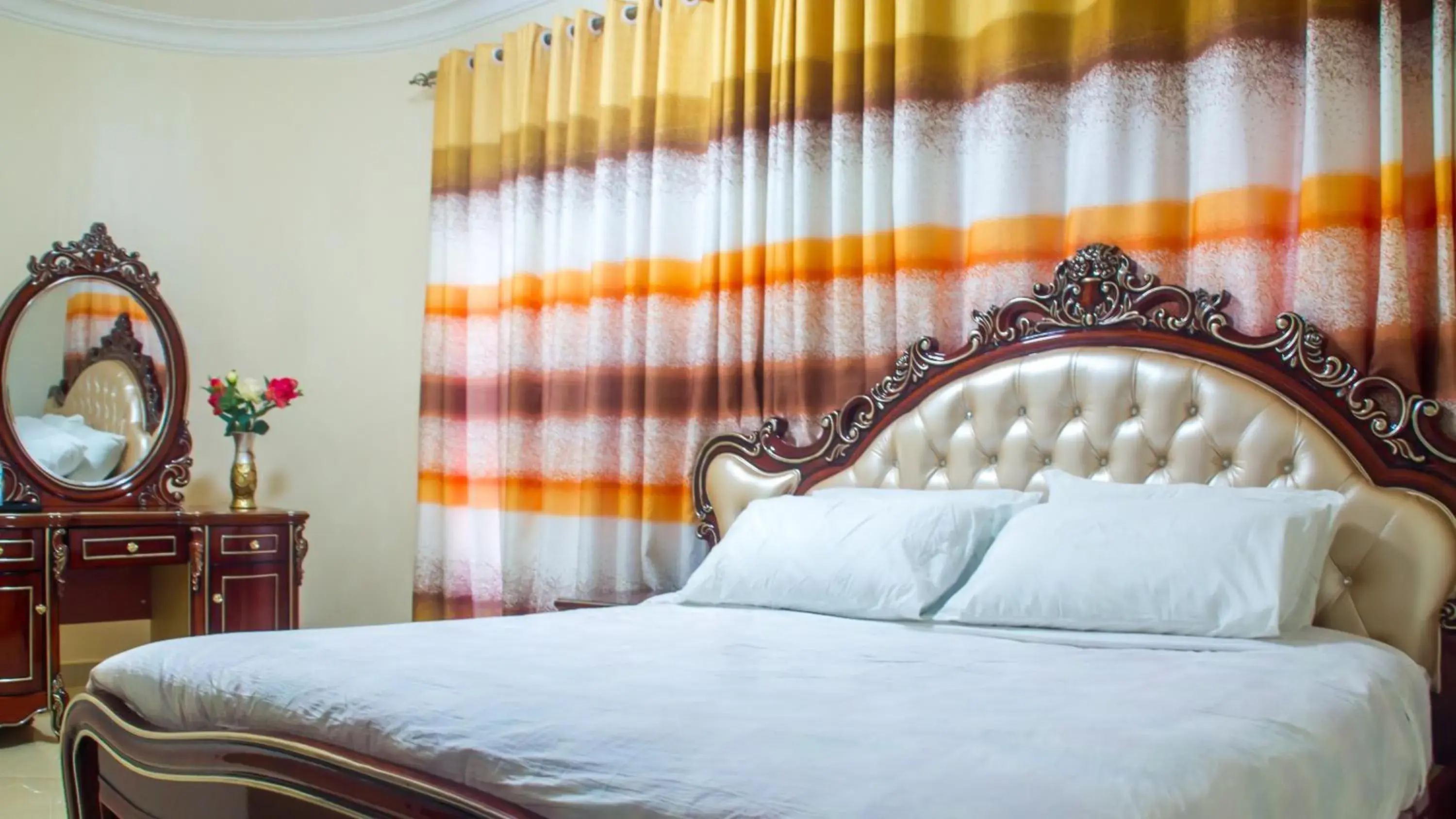 Photo of the whole room in Bona Safari Villa Bunamwaya Photo of the whole room in Bona Safari Villa Bunamwaya