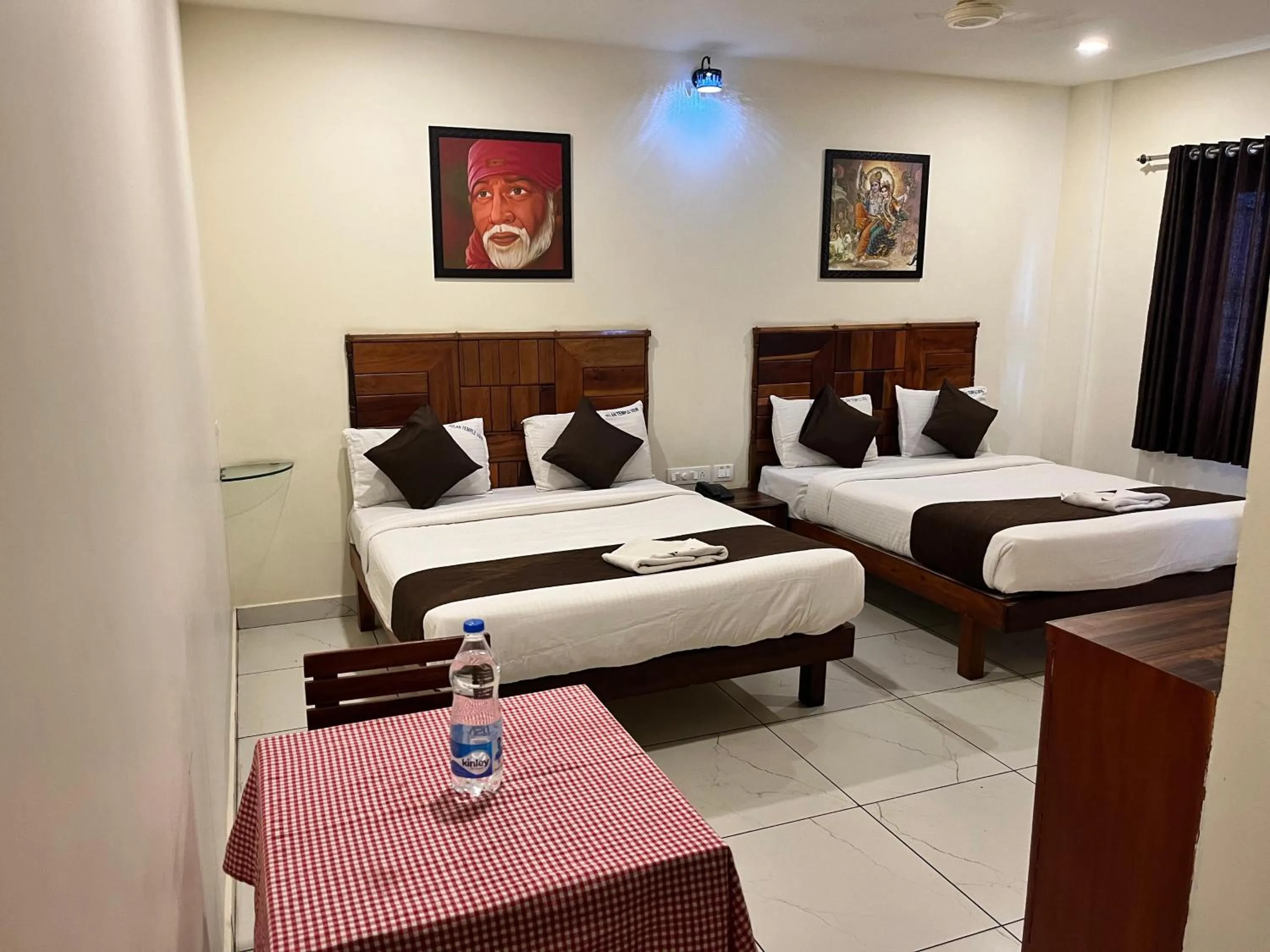 Bed in Velan Temple View