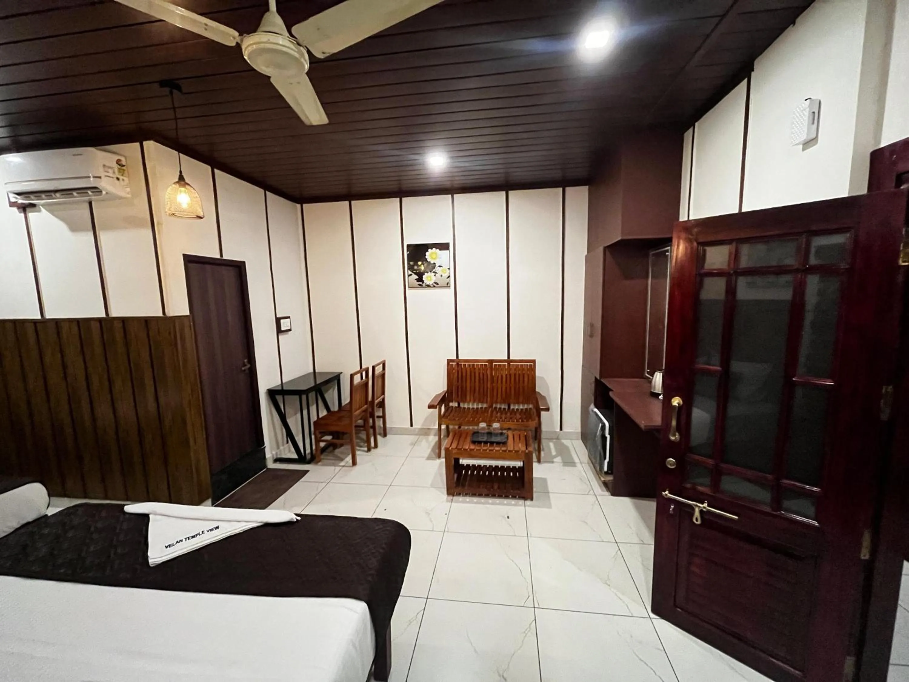 Bed in Velan Temple View