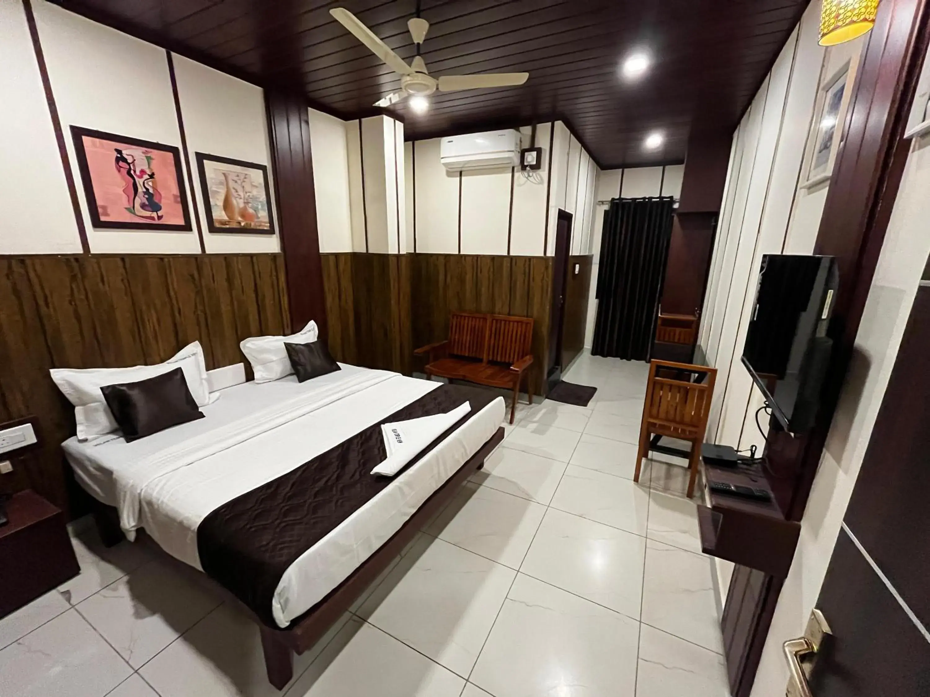 Bed in Velan Temple View Bed in Velan Temple View