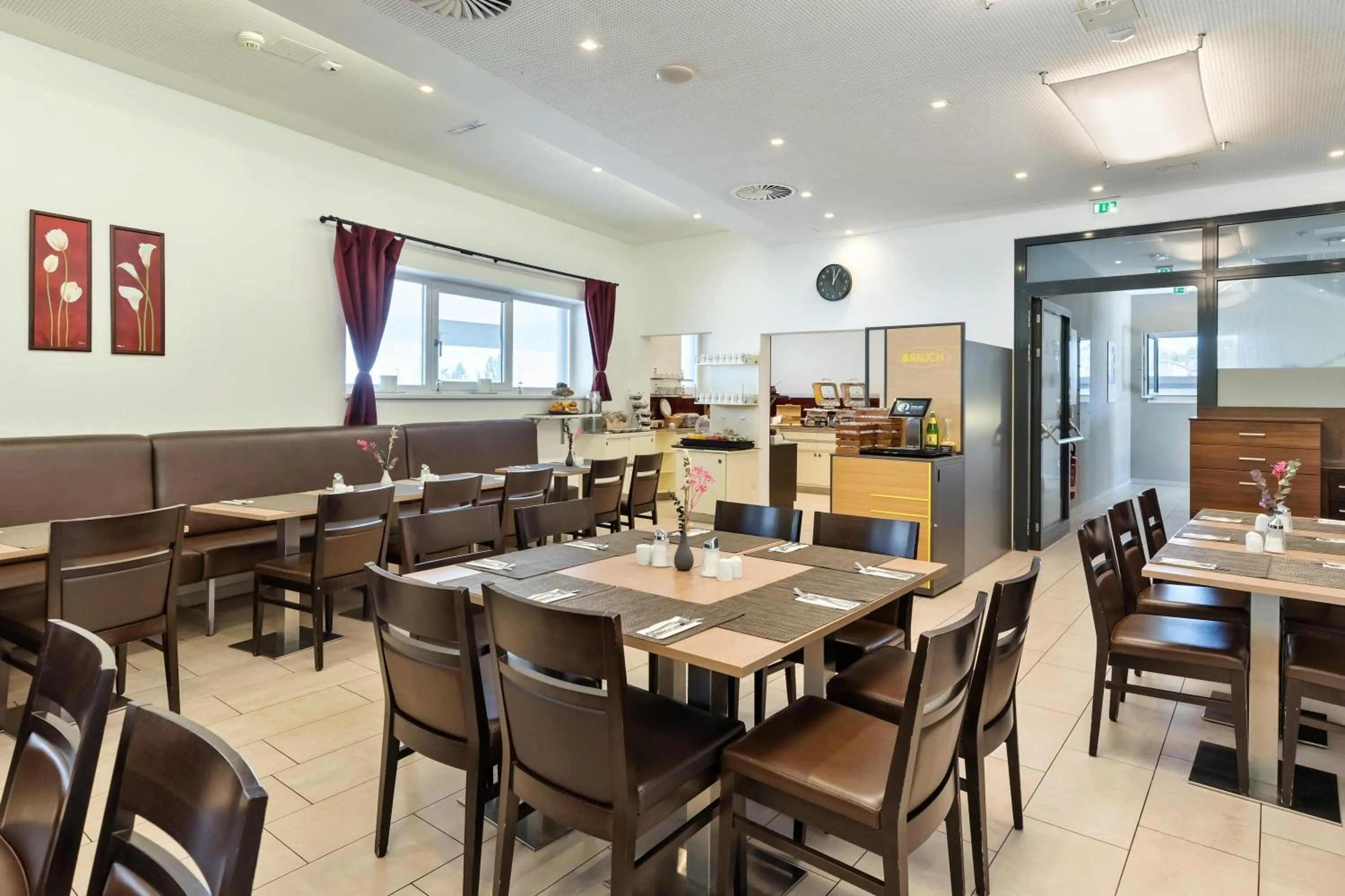 Restaurant/places to eat in Austria Trend Hotel Salzburg Messe