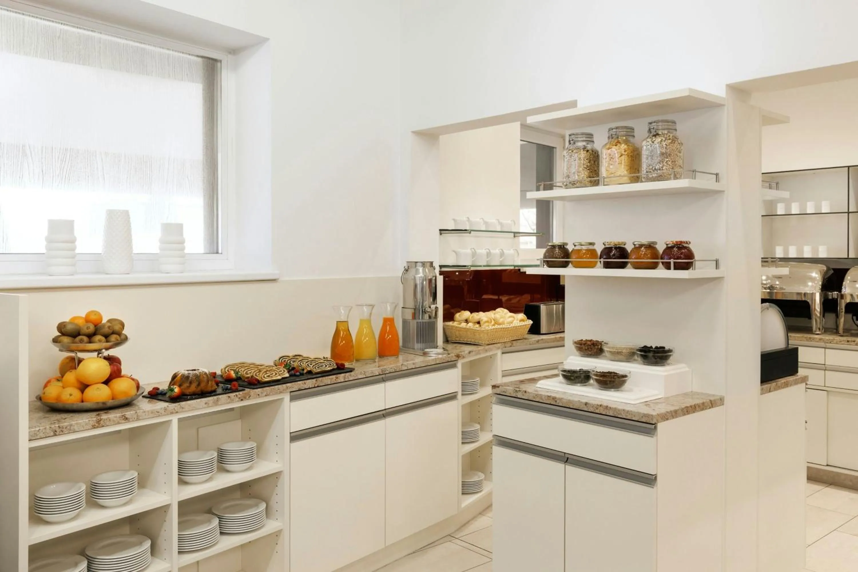 Breakfast in Four Points Flex by Sheraton Salzburg Messe