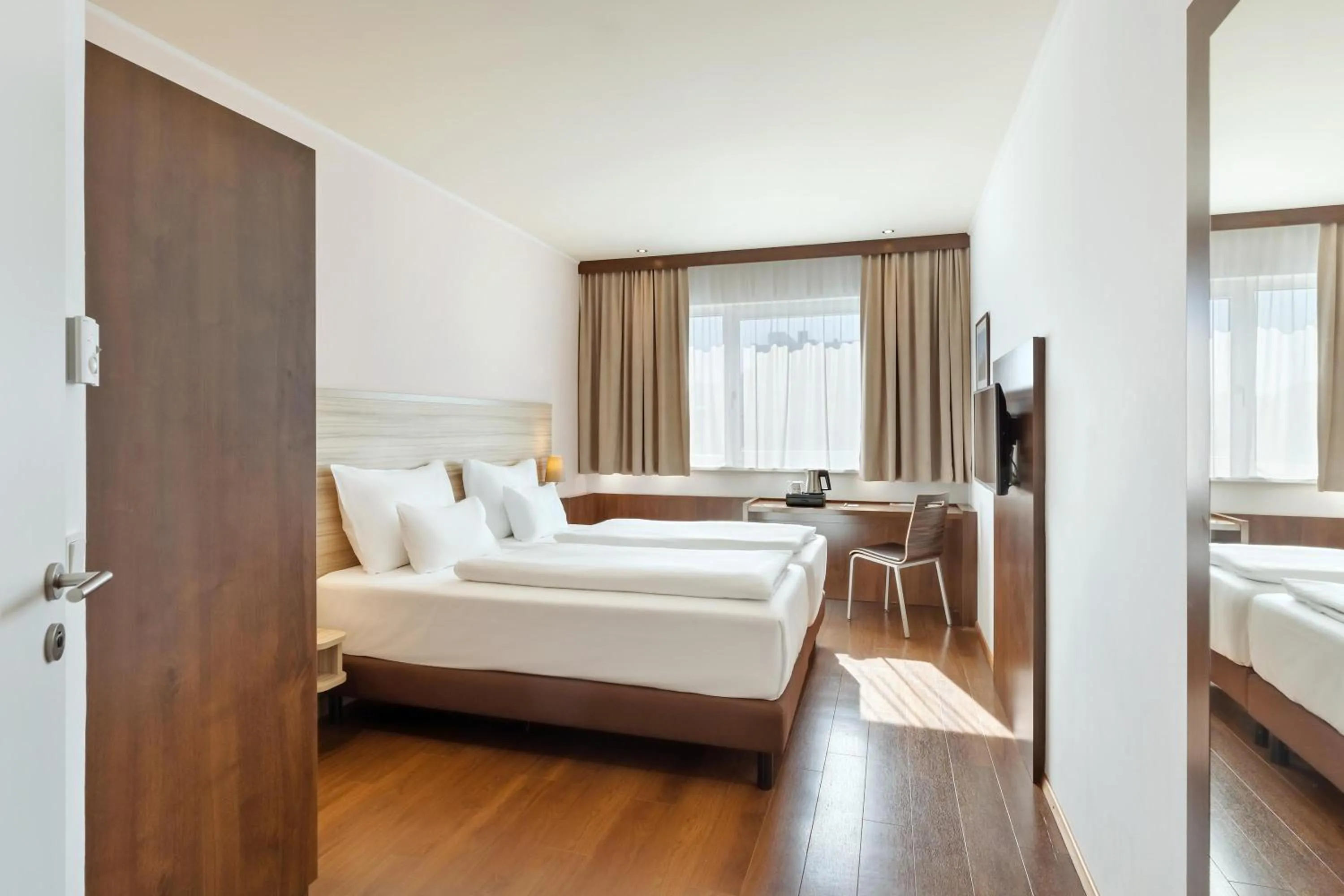 Bed in Austria Trend Hotel Salzburg Messe