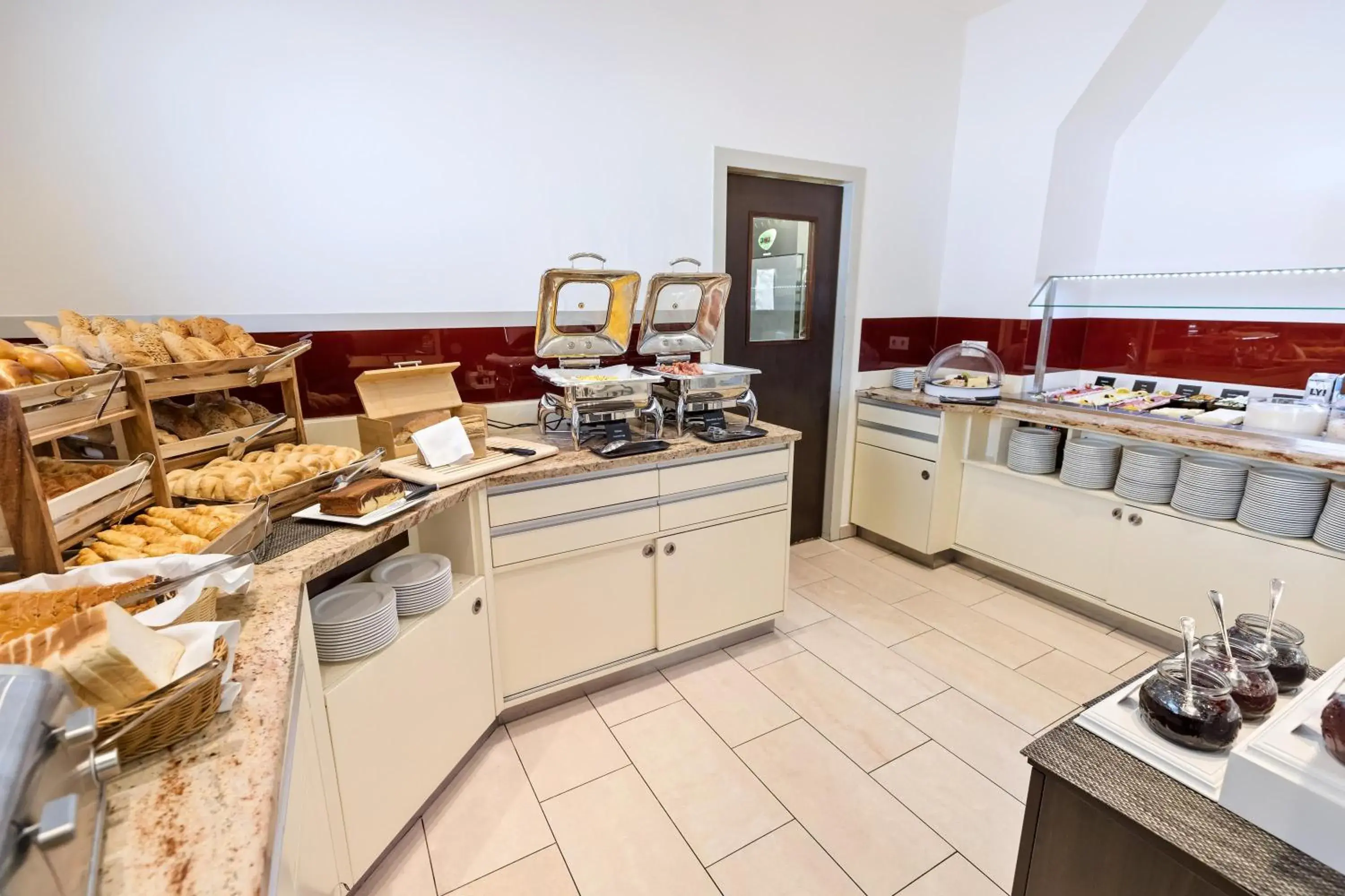 Restaurant/places to eat in Austria Trend Hotel Salzburg Messe Restaurant/places to eat in Austria Trend Hotel Salzburg Messe