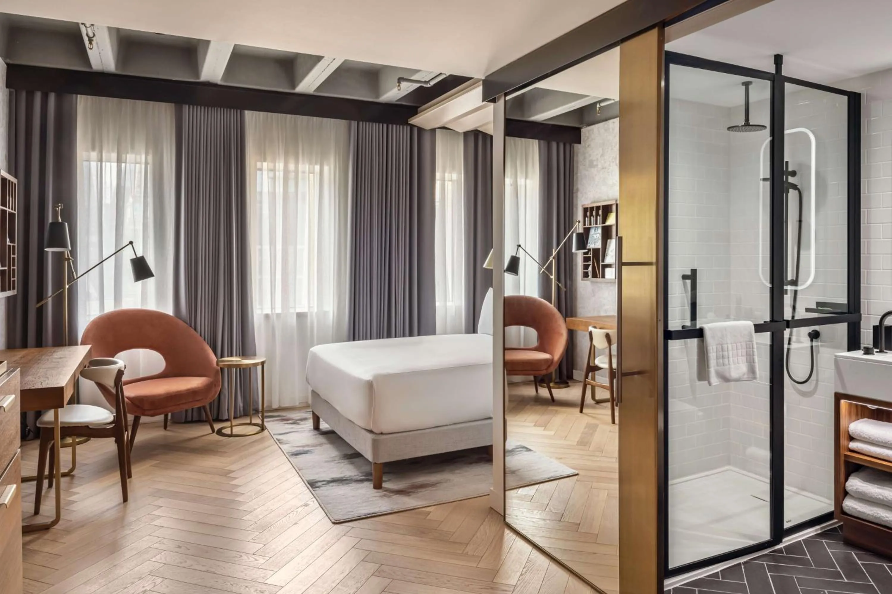 Bathroom, Bed in Canopy by Hilton London City