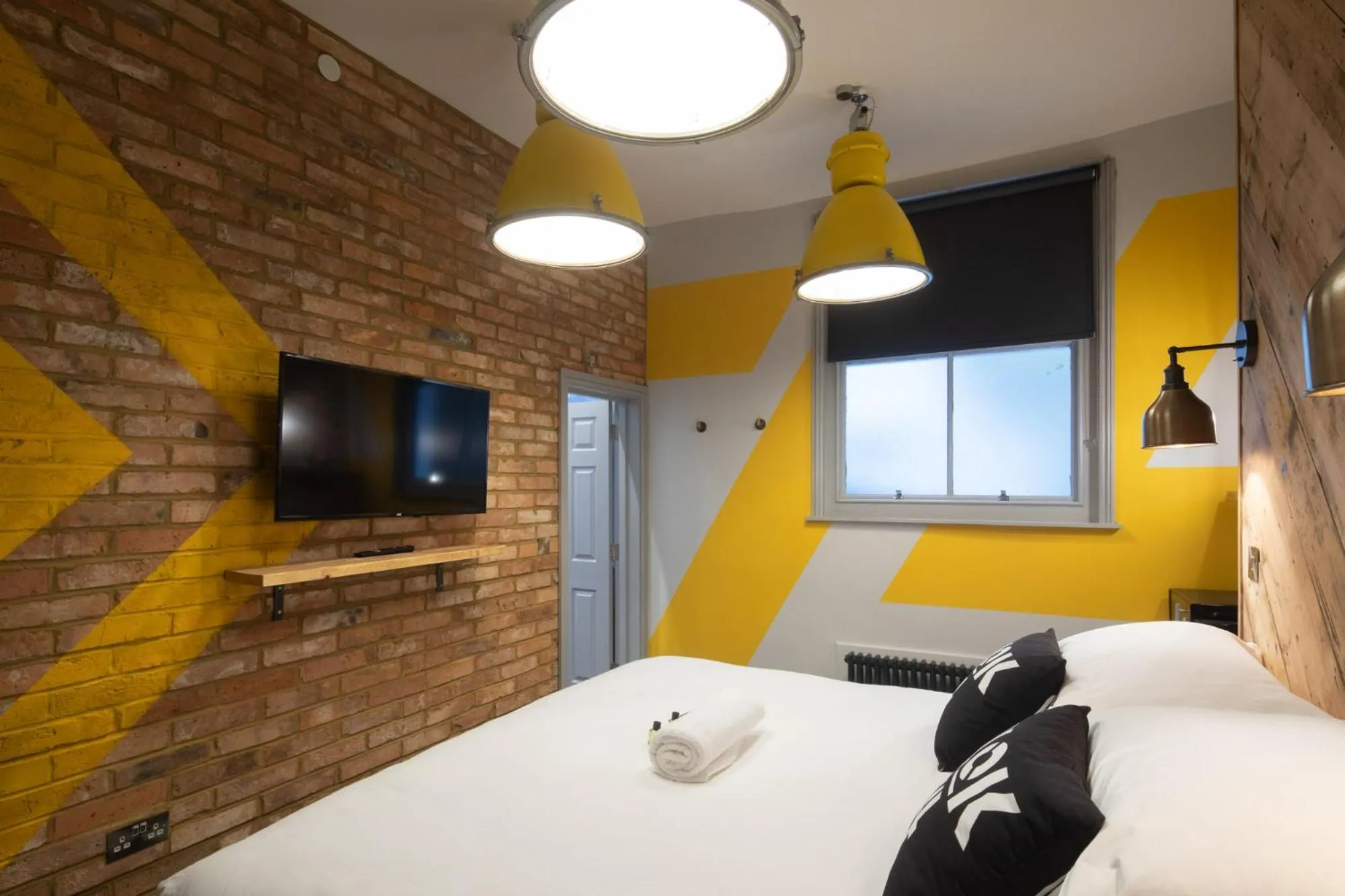 Bedroom, Bed in Blok-74