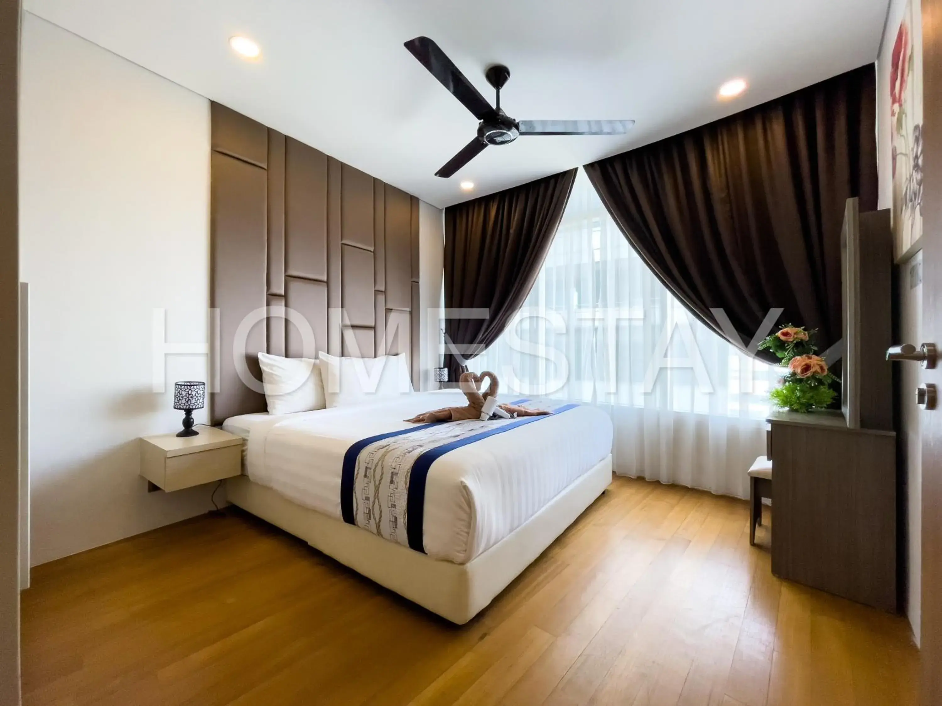 Three-Bedroom Suite in Vortex KLCC Suites by Homestay Three-Bedroom Suite in Vortex KLCC Suites by Homestay