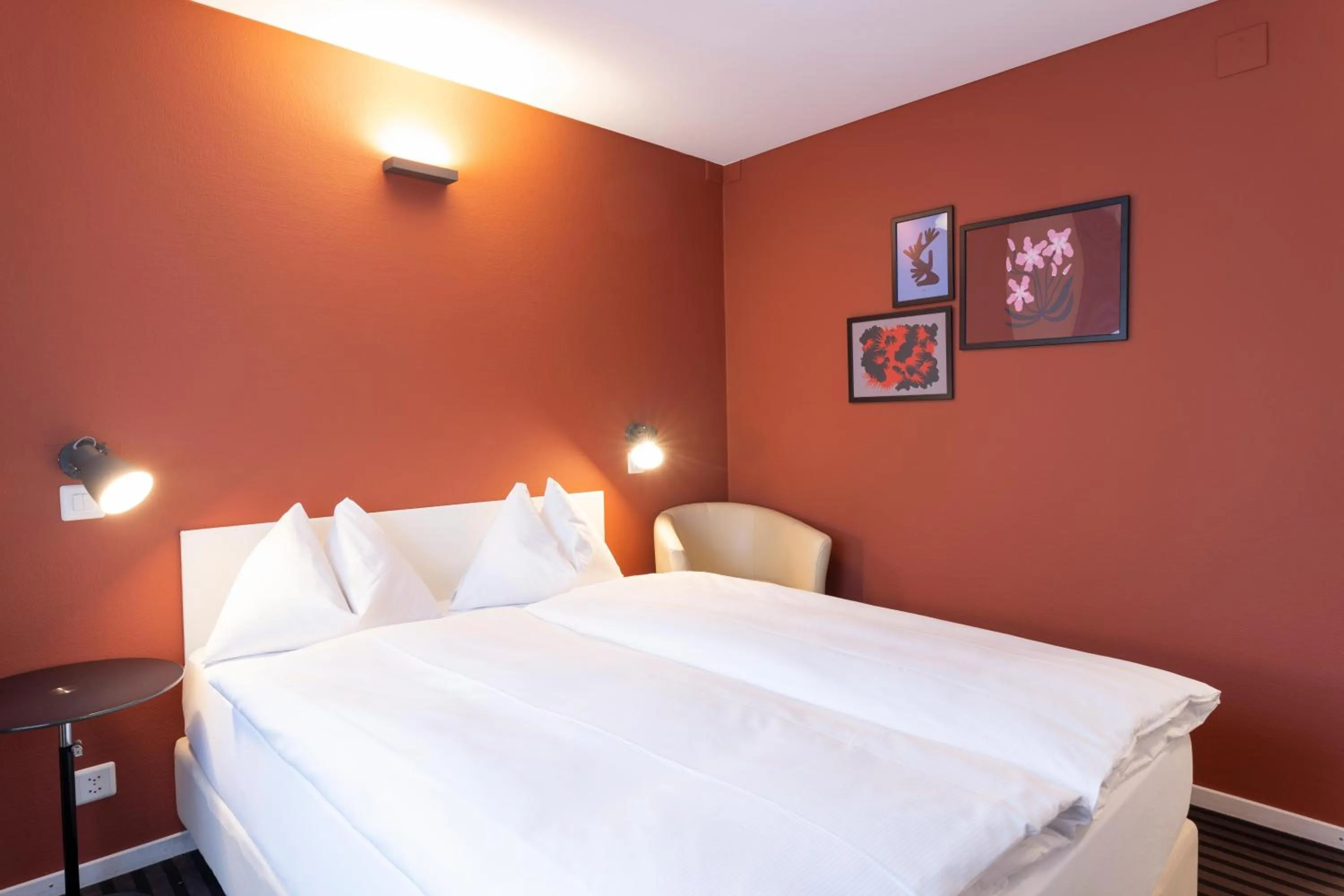 Bed in Self Check-In Hotel David 22