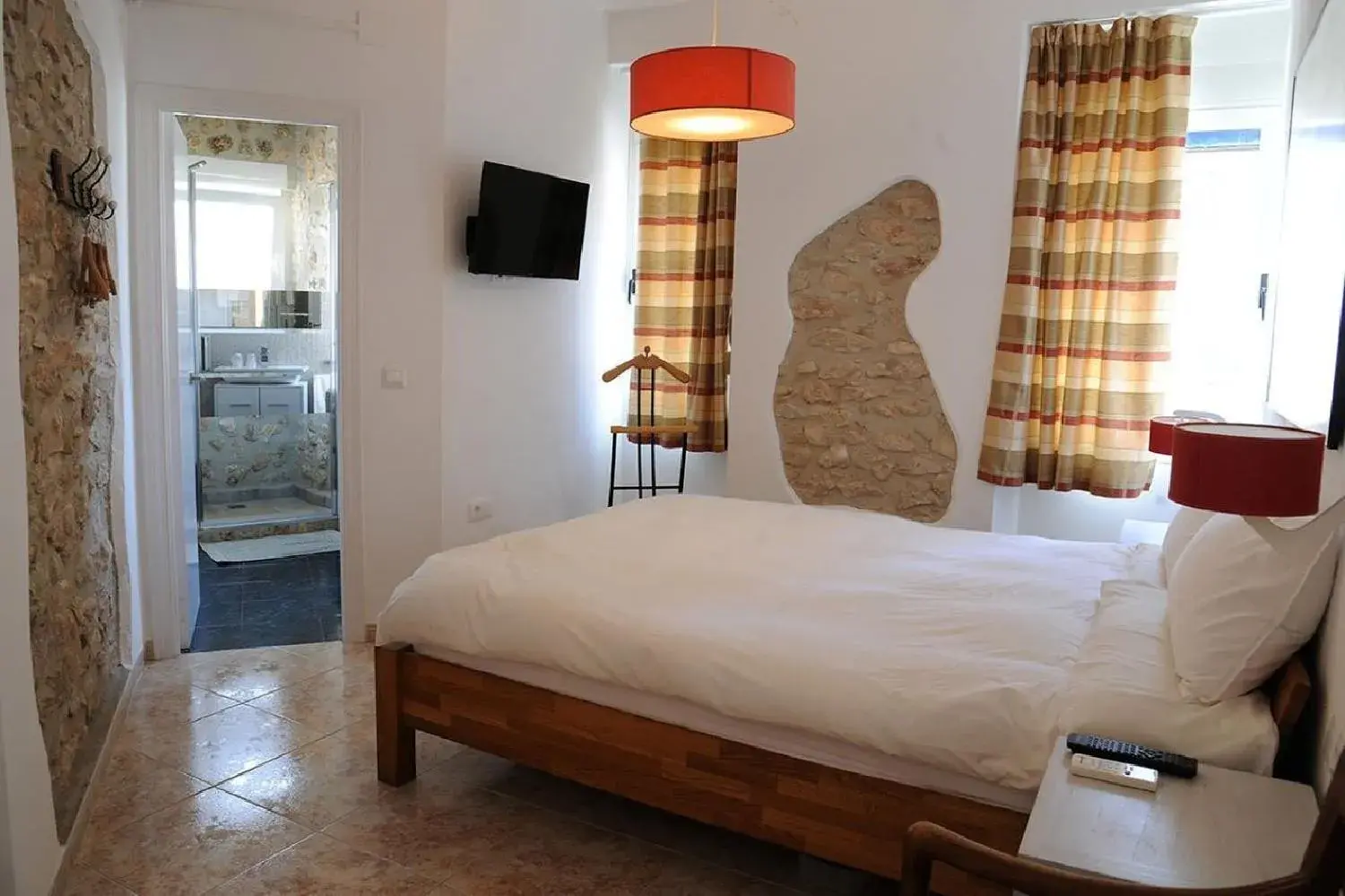 Double Room with Private Bathroom in Pension Subirats Perello Double Room with Private Bathroom in Pension Subirats Perello