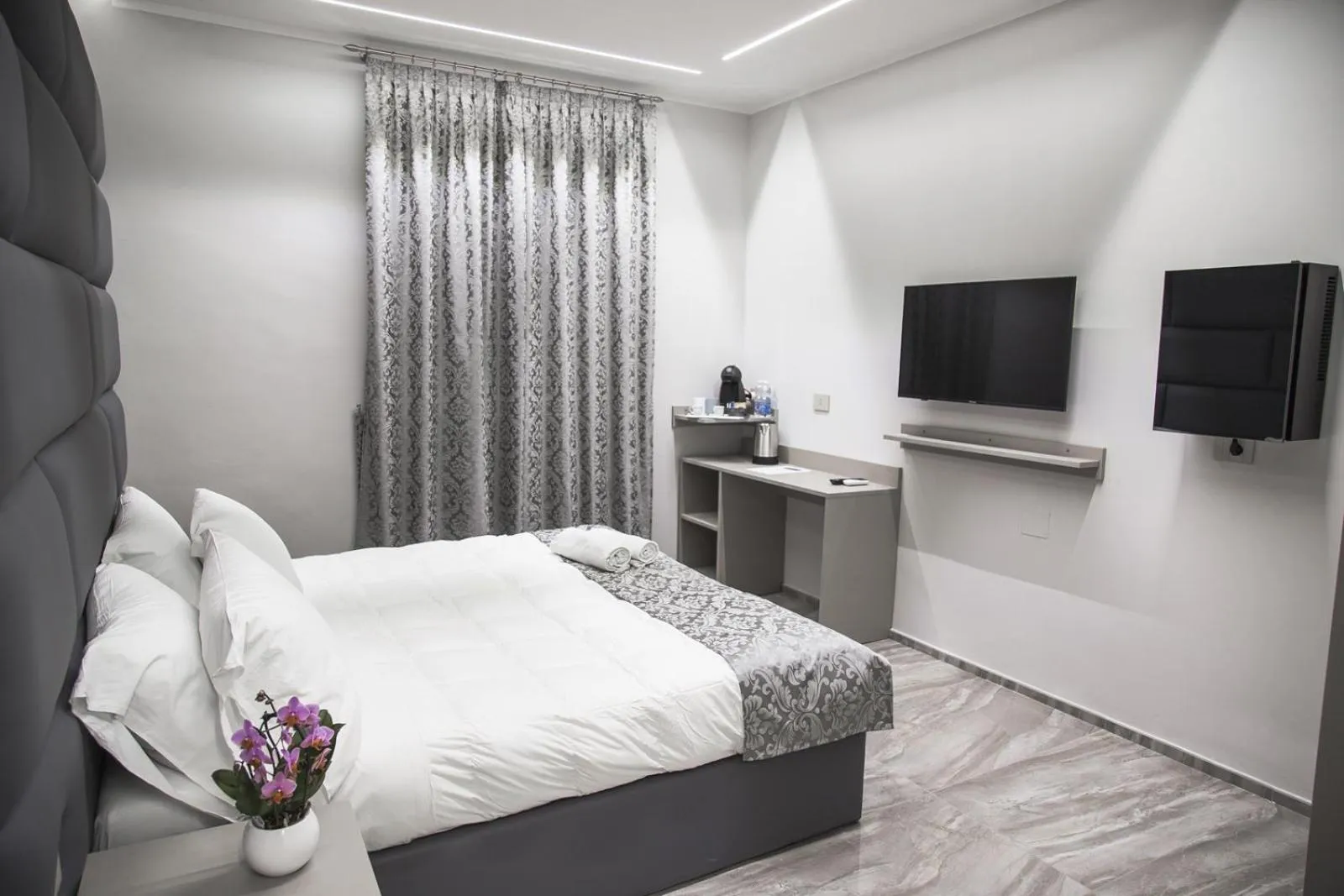 TV and multimedia, Bed in Correnti Boutique Hotel