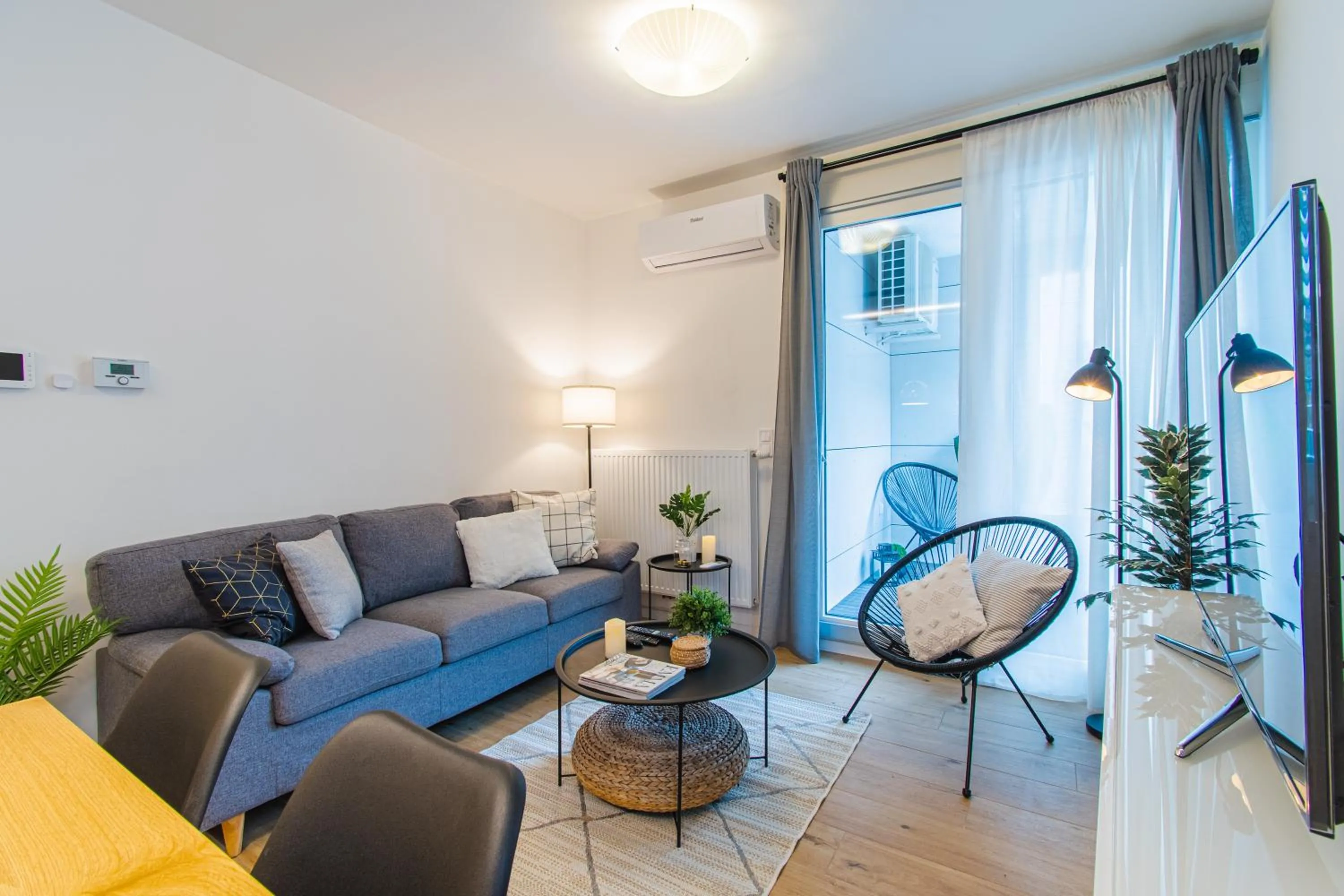 Flexible SelfCheckIns 36 - Zagreb - Garage - Loggia - New - Luxury