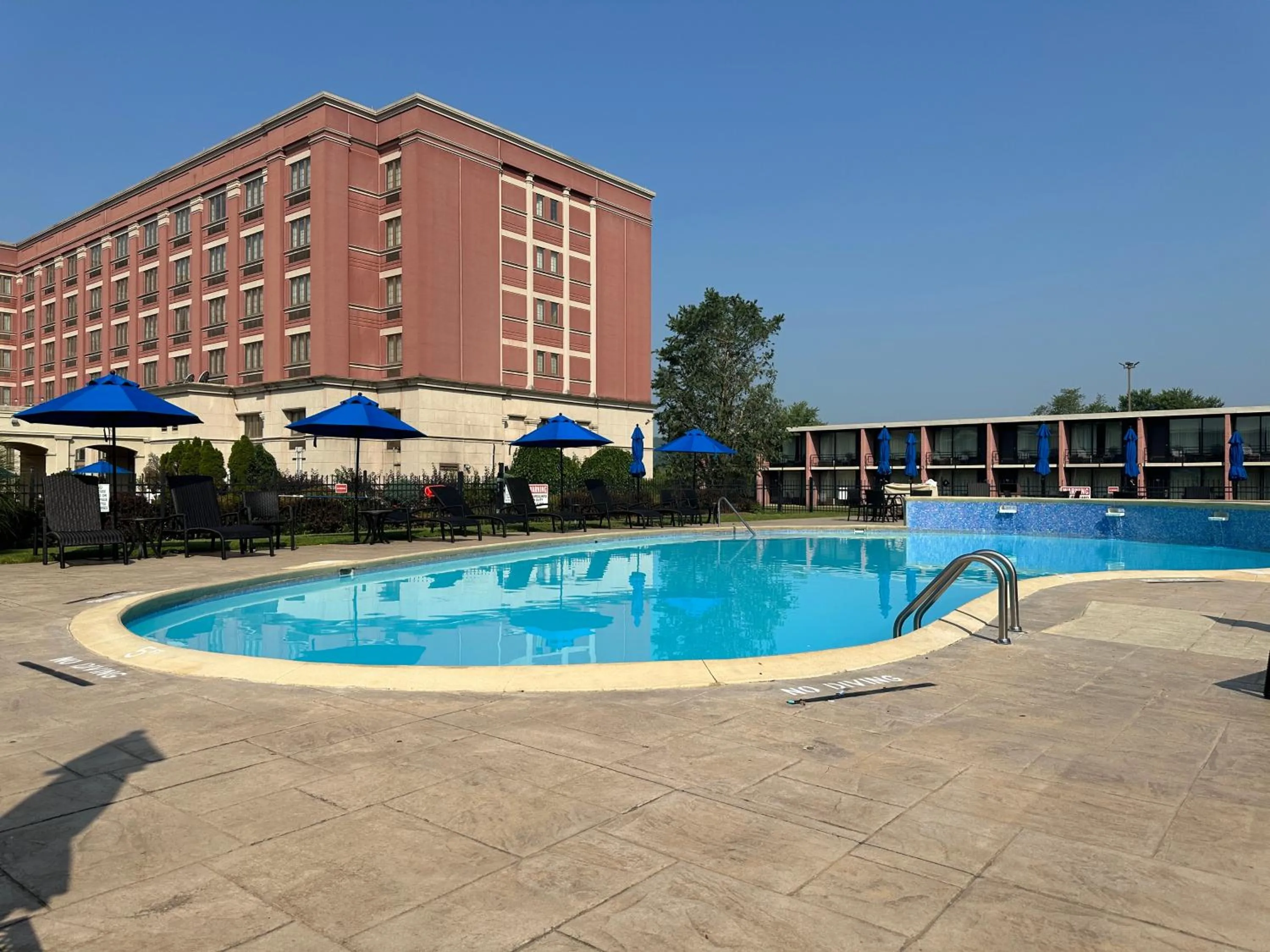 Swimming pool in Mountaineer Casino Resort