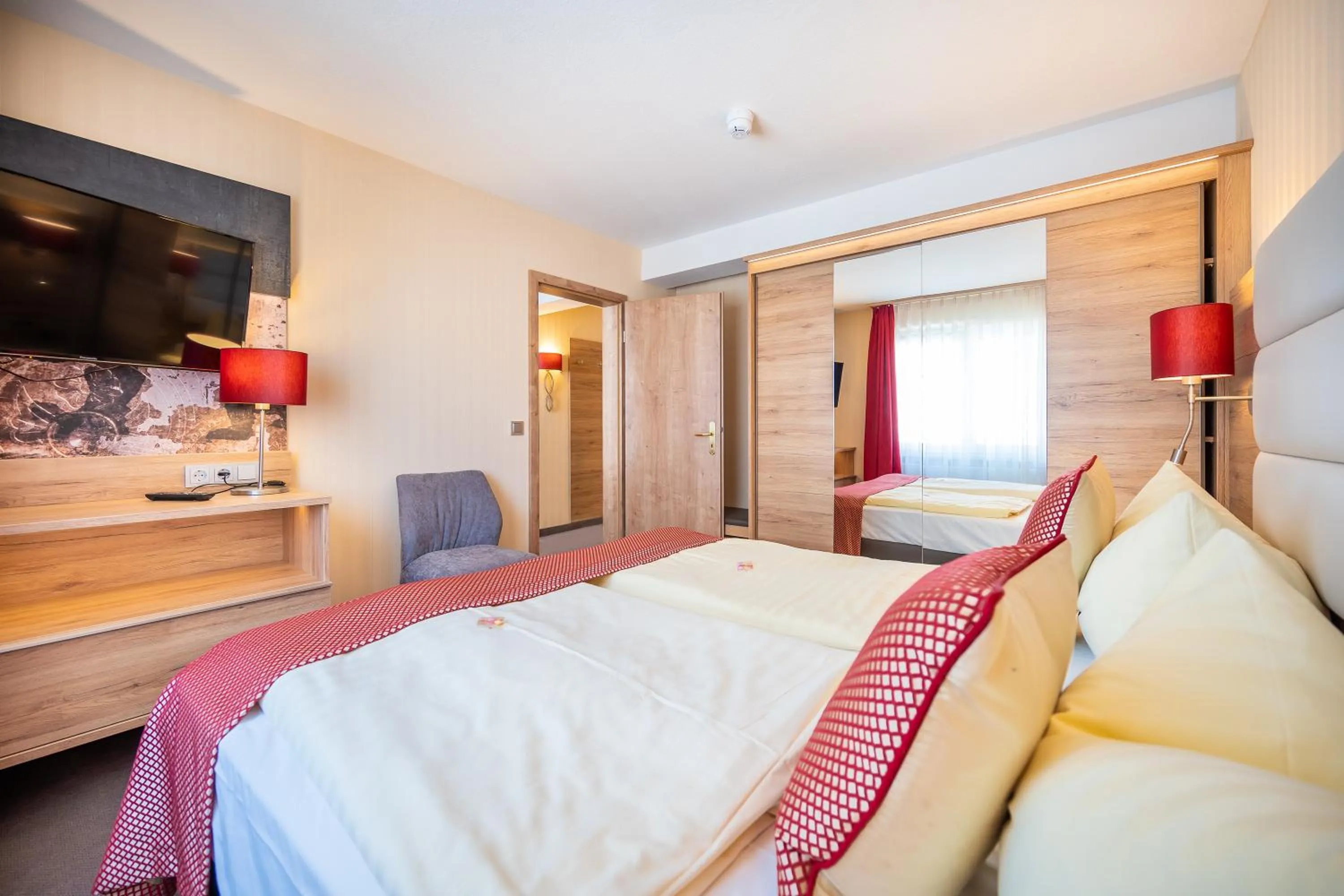 Bedroom, Bed in Centralhotel Binz