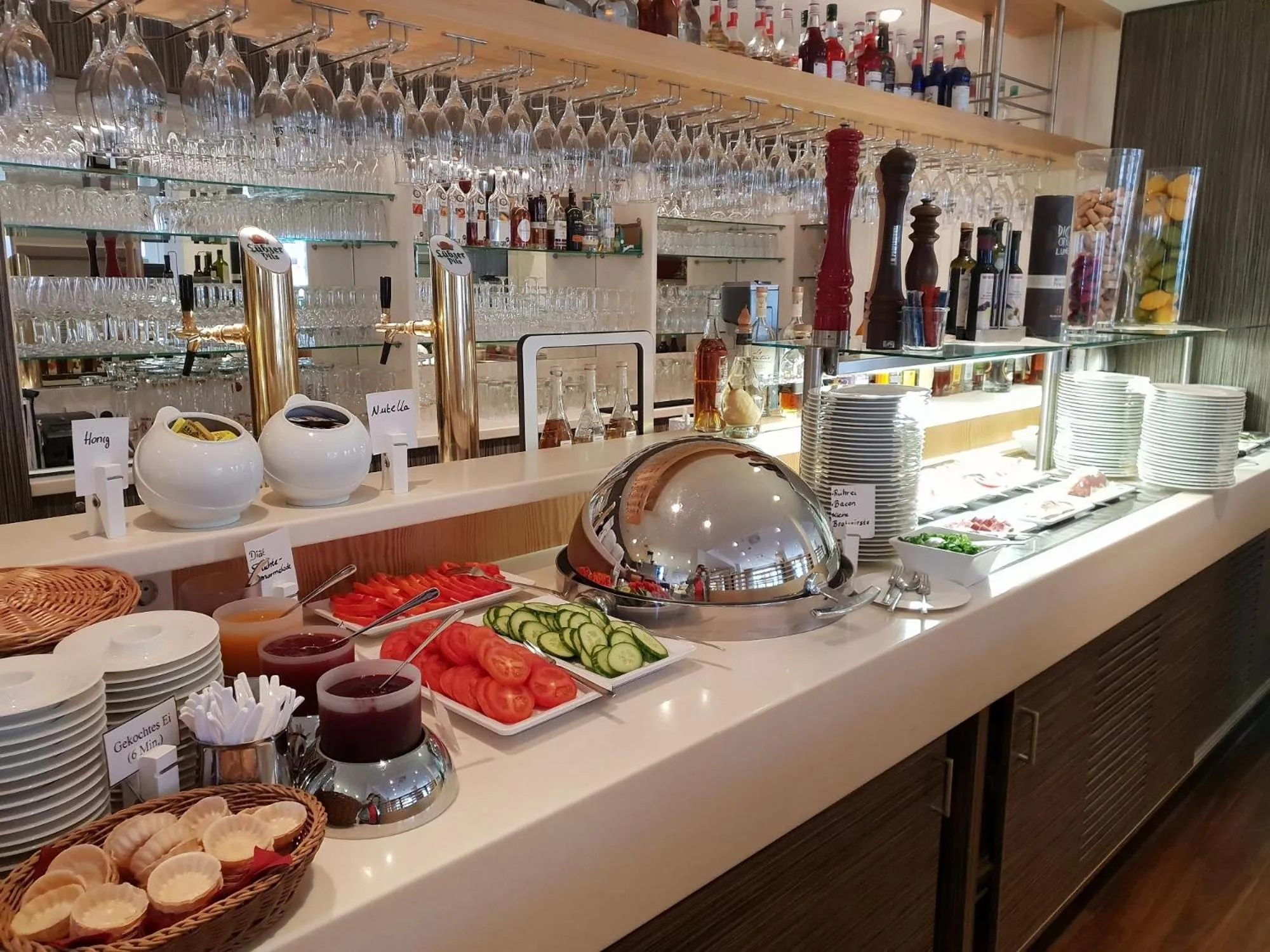 Buffet breakfast in Centralhotel Binz