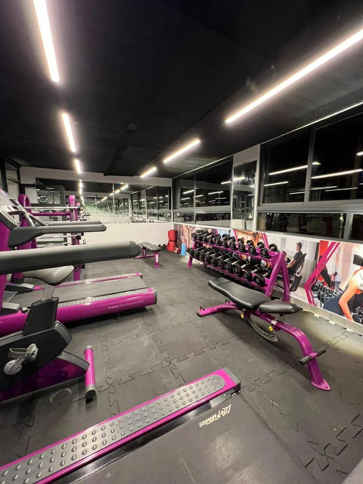 Fitness centre/facilities in Twins Boutique Hotel
