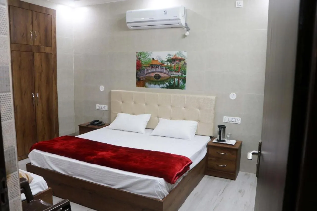 Bed in Krishna Dreams