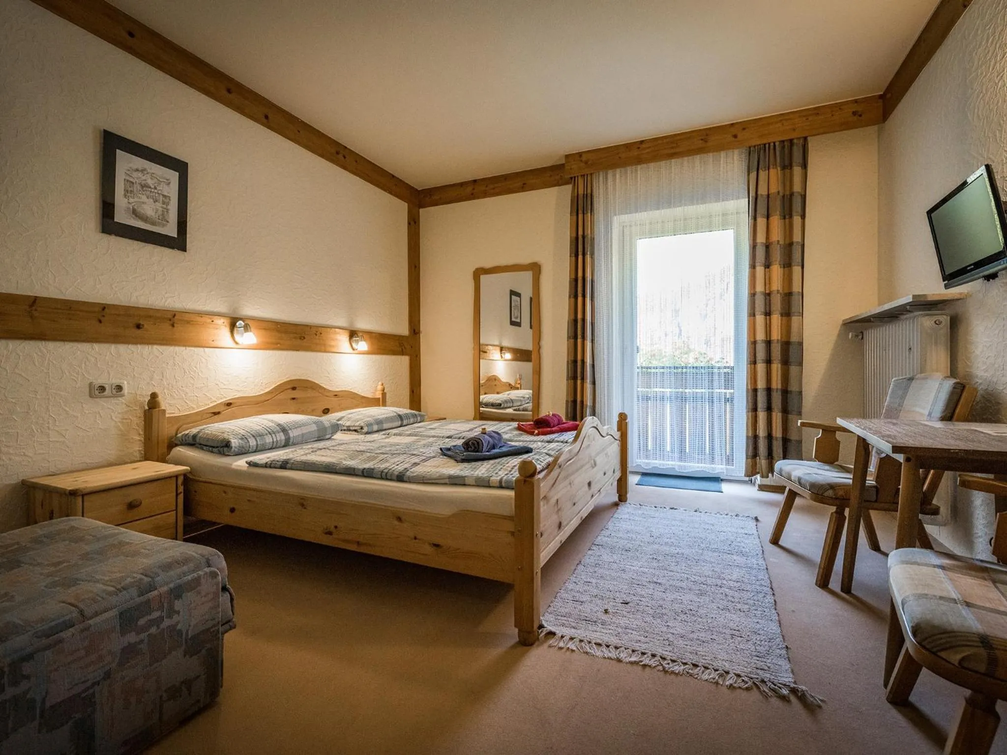 Bed in Hotel- Pension Oechsner