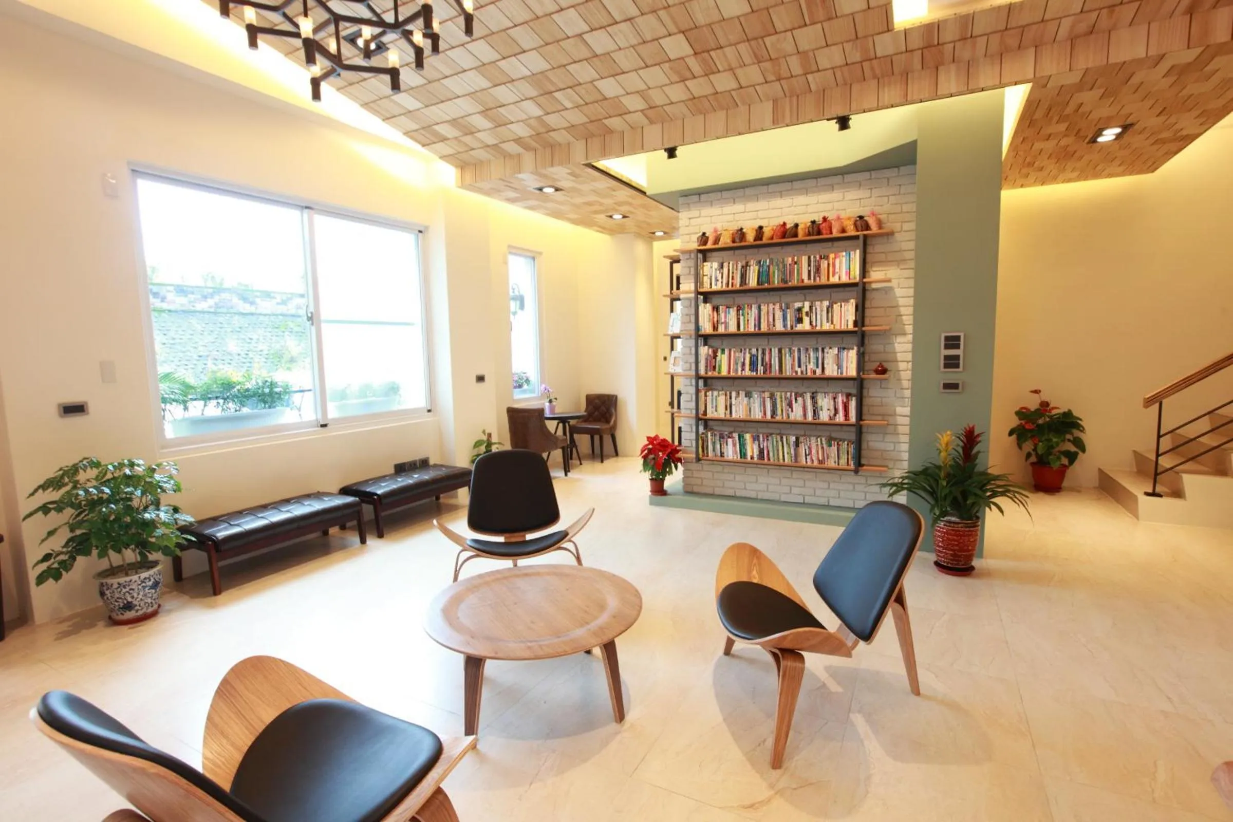 坡岸長堤民宿 Leveeside House I 花蓮車站民宿 I 民宿證號1747 & 1748