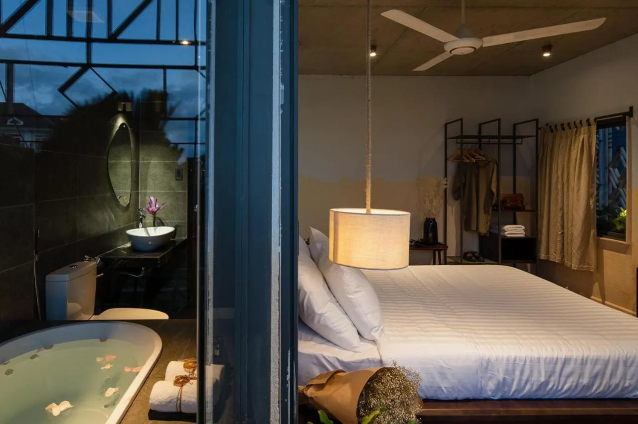 Bed in The Note Dalat