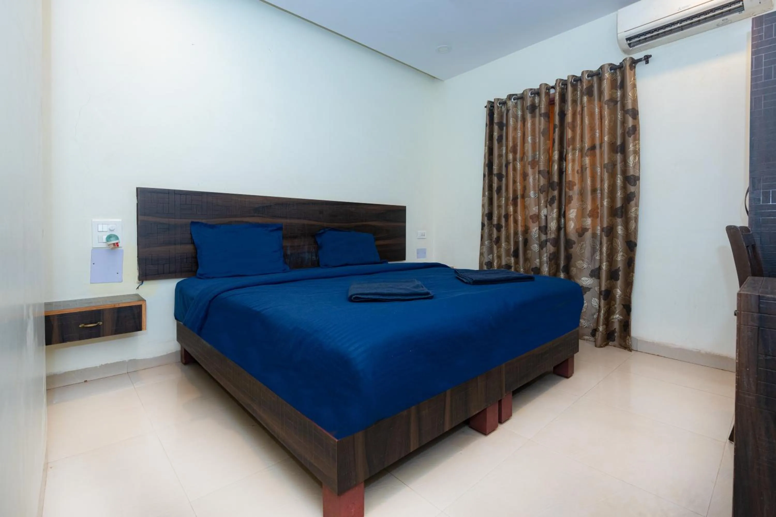 Bed in HOTEL AVISHA Residency