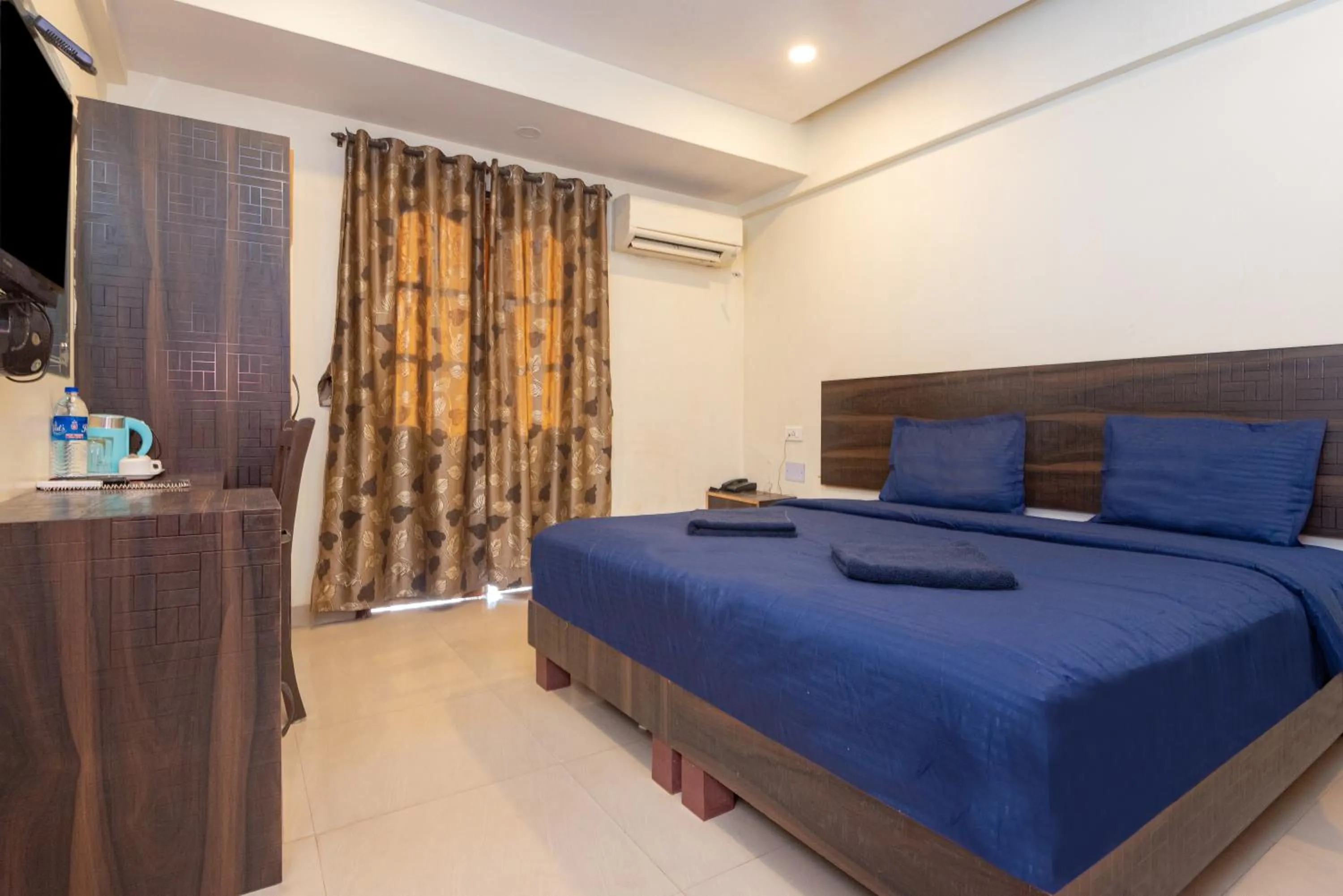 Bed in HOTEL AVISHA Residency