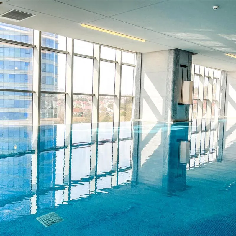 Swimming pool in Qingdao Haitian Hotel