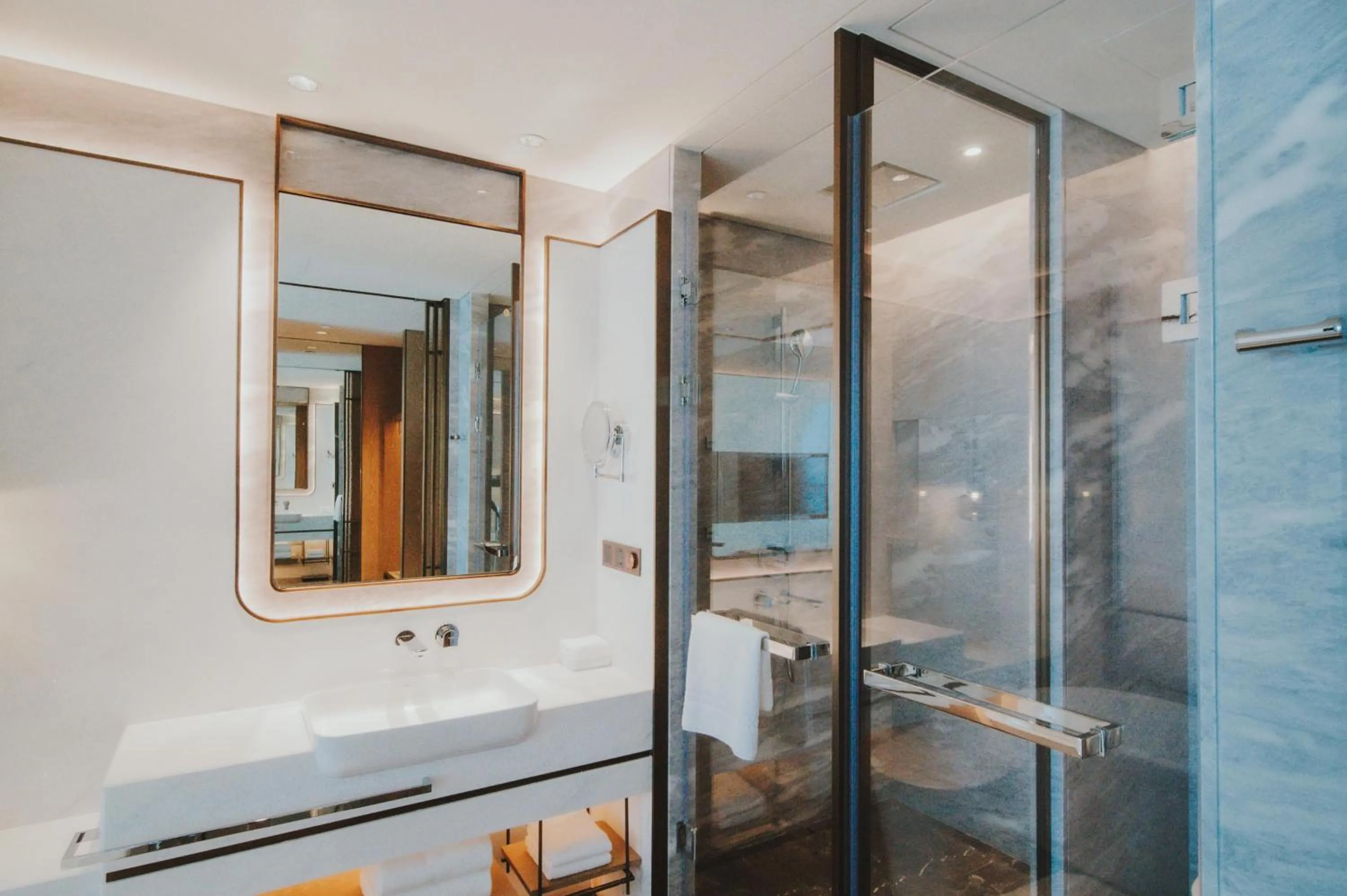 Toilet in Qingdao Haitian Hotel