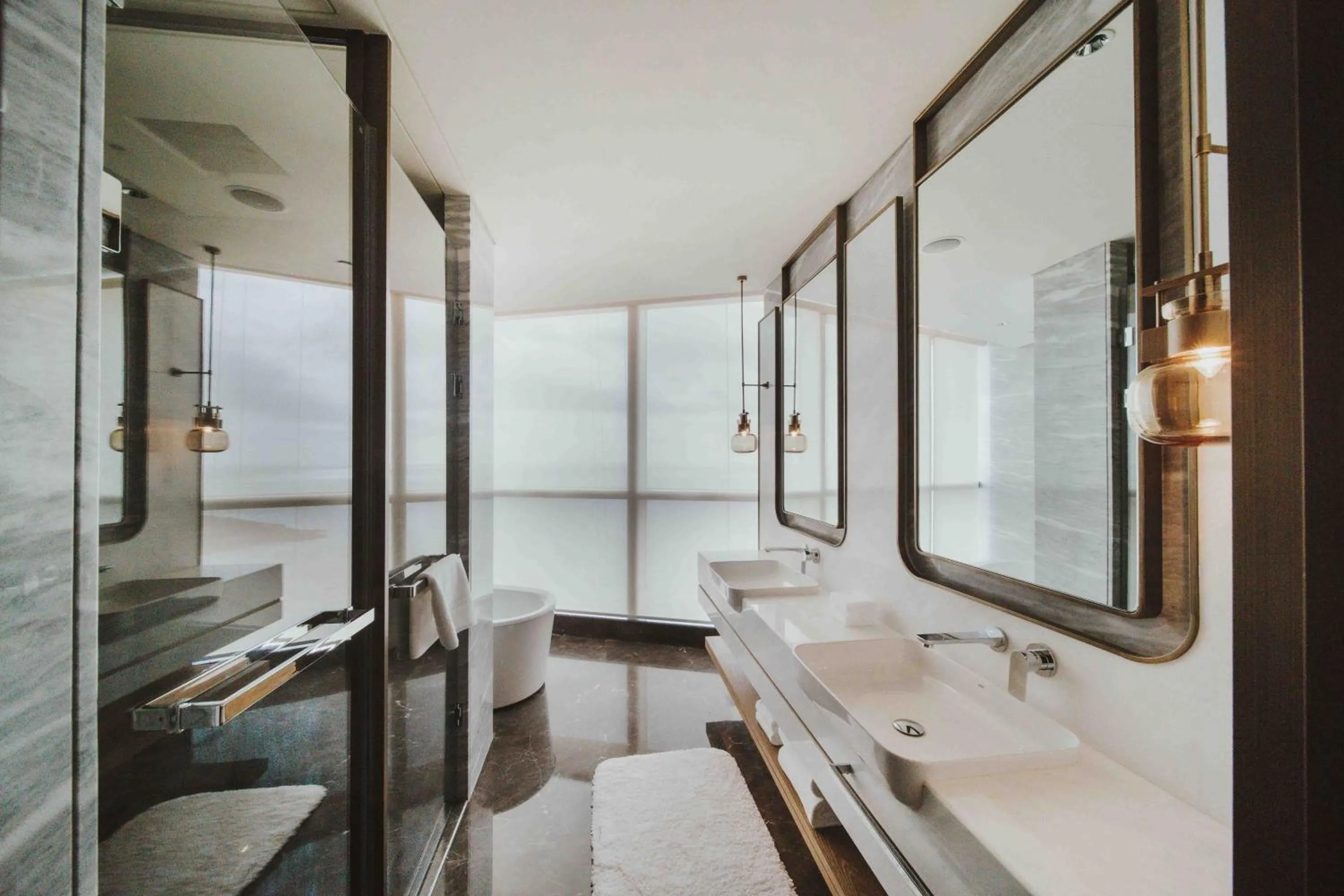 Toilet in Qingdao Haitian Hotel