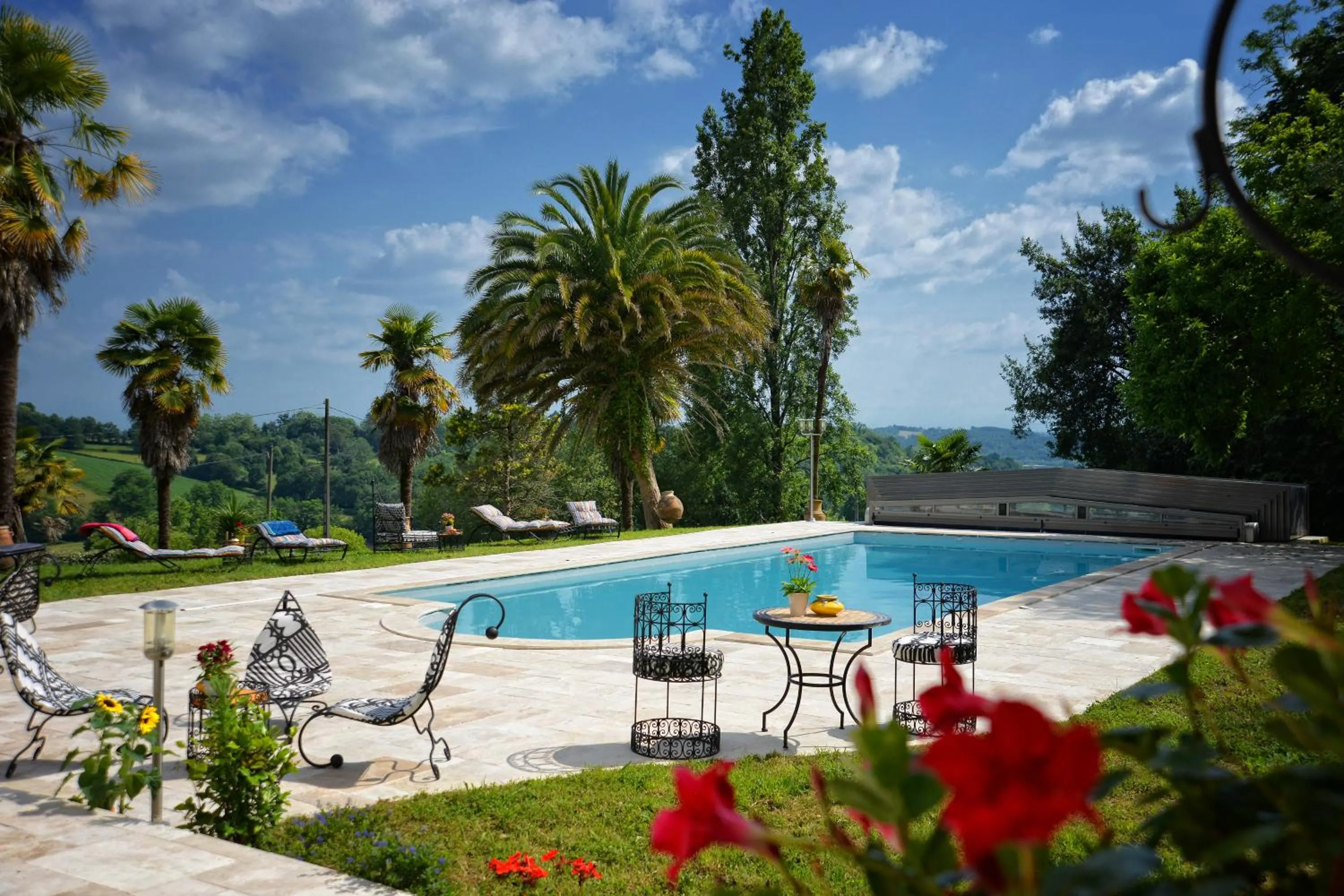 Pool view in Maison Matachot