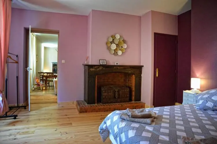 Bed in Maison Matachot