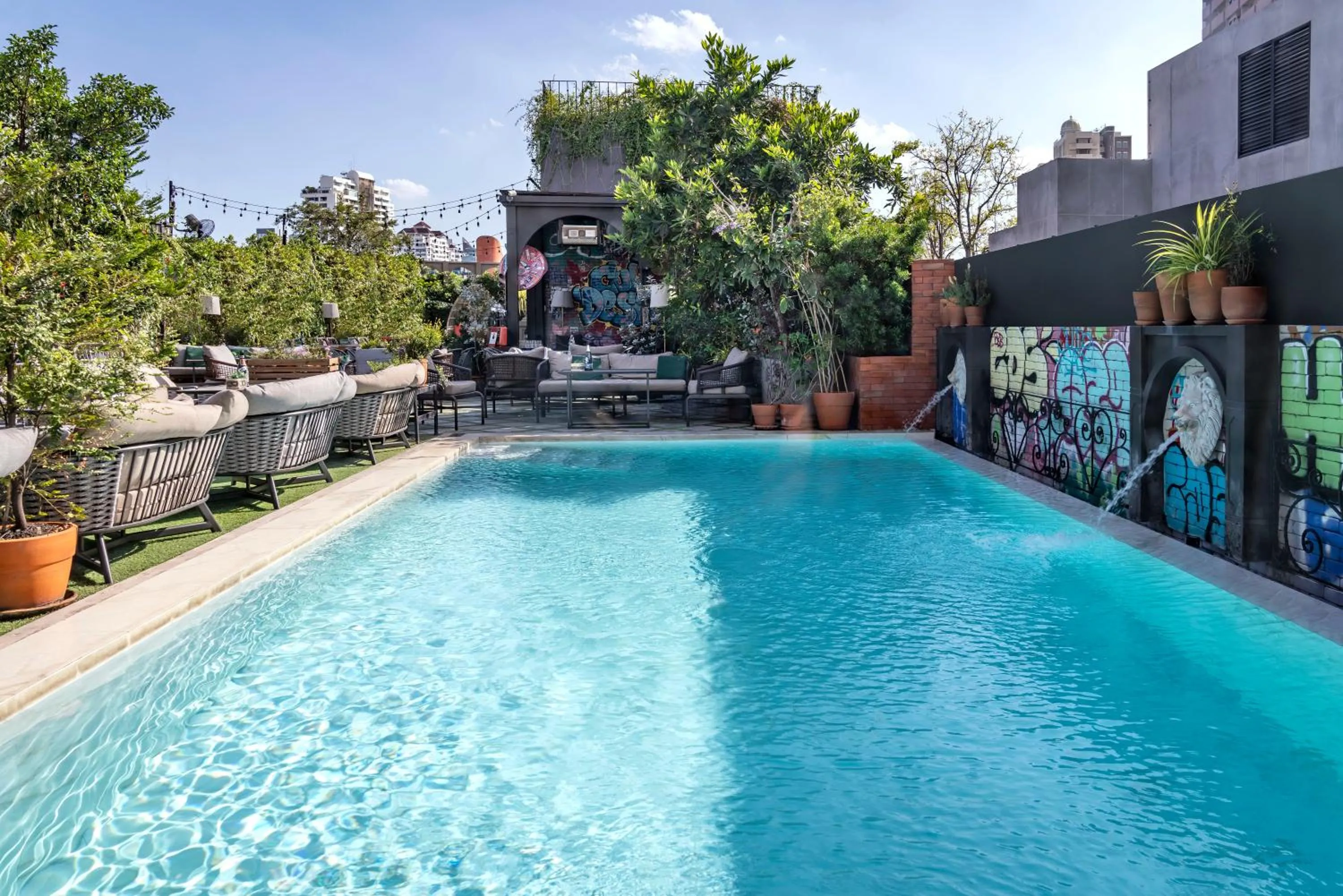 Day in The Quartier Hotel Phromphong - Thonglor