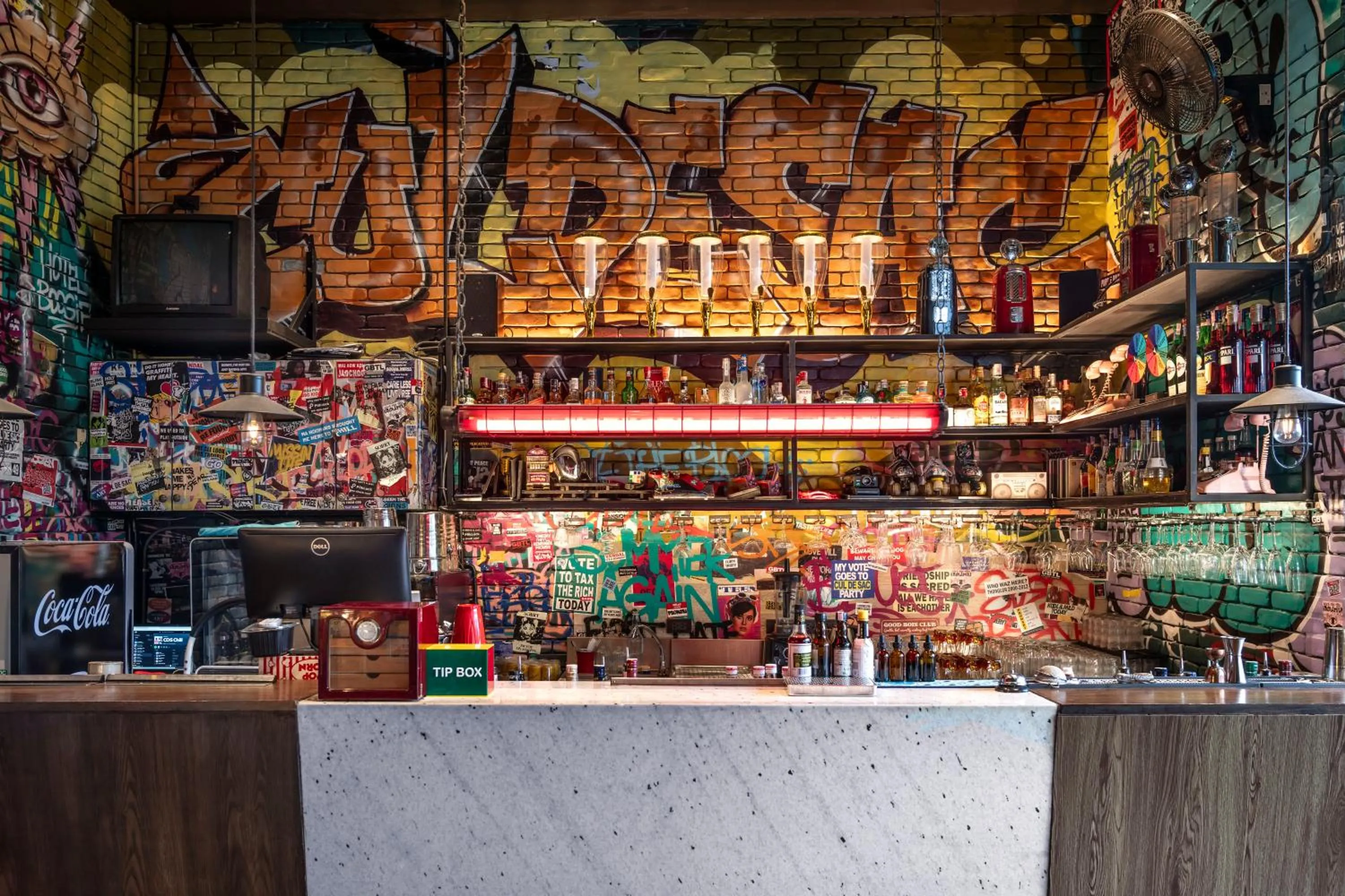 Lounge or bar in The Quartier Hotel Phromphong - Thonglor