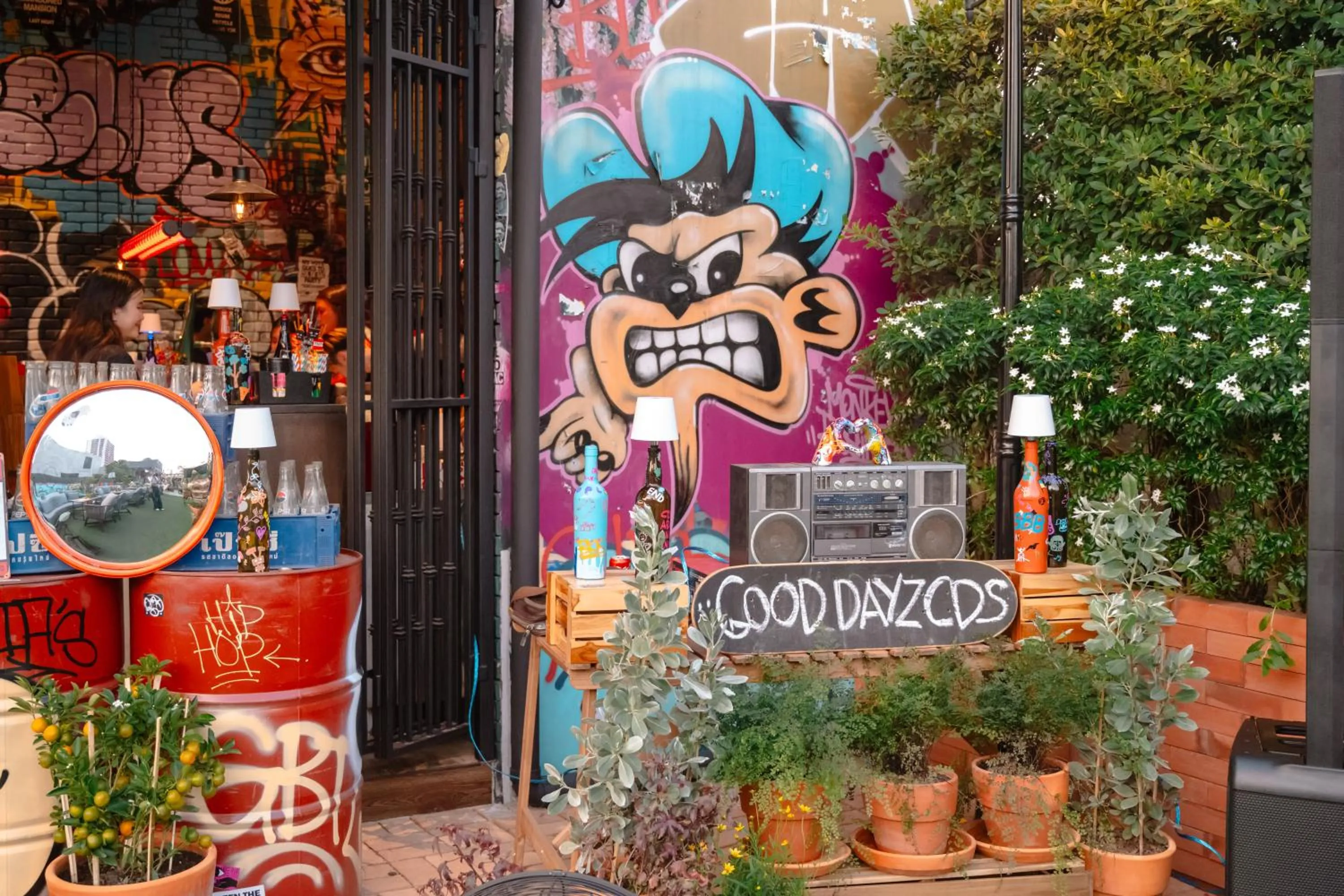 Restaurant/places to eat in The Quartier Hotel Phromphong - Thonglor