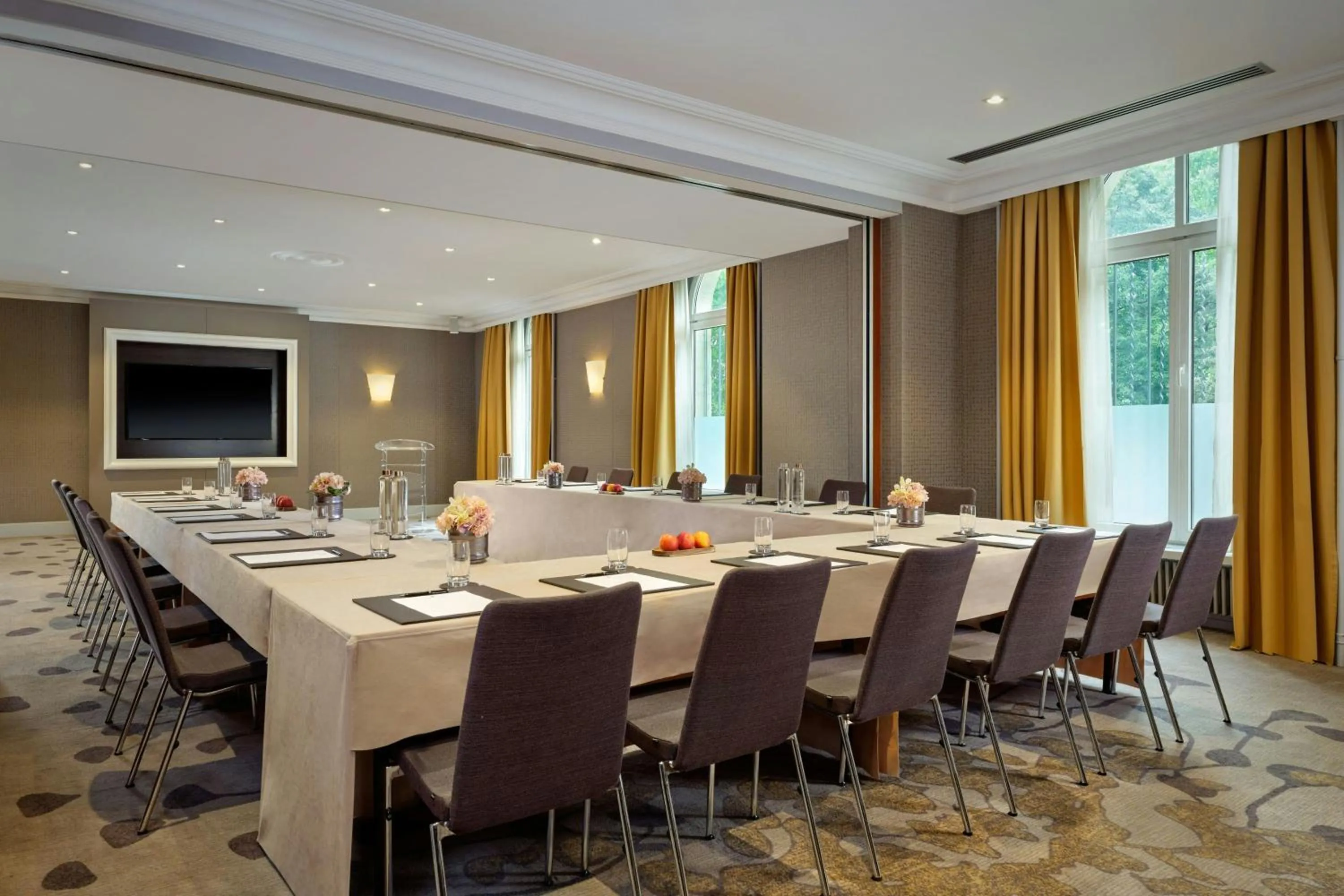 Meeting/conference room in The Ritz-Carlton Hotel de la Paix, Geneva