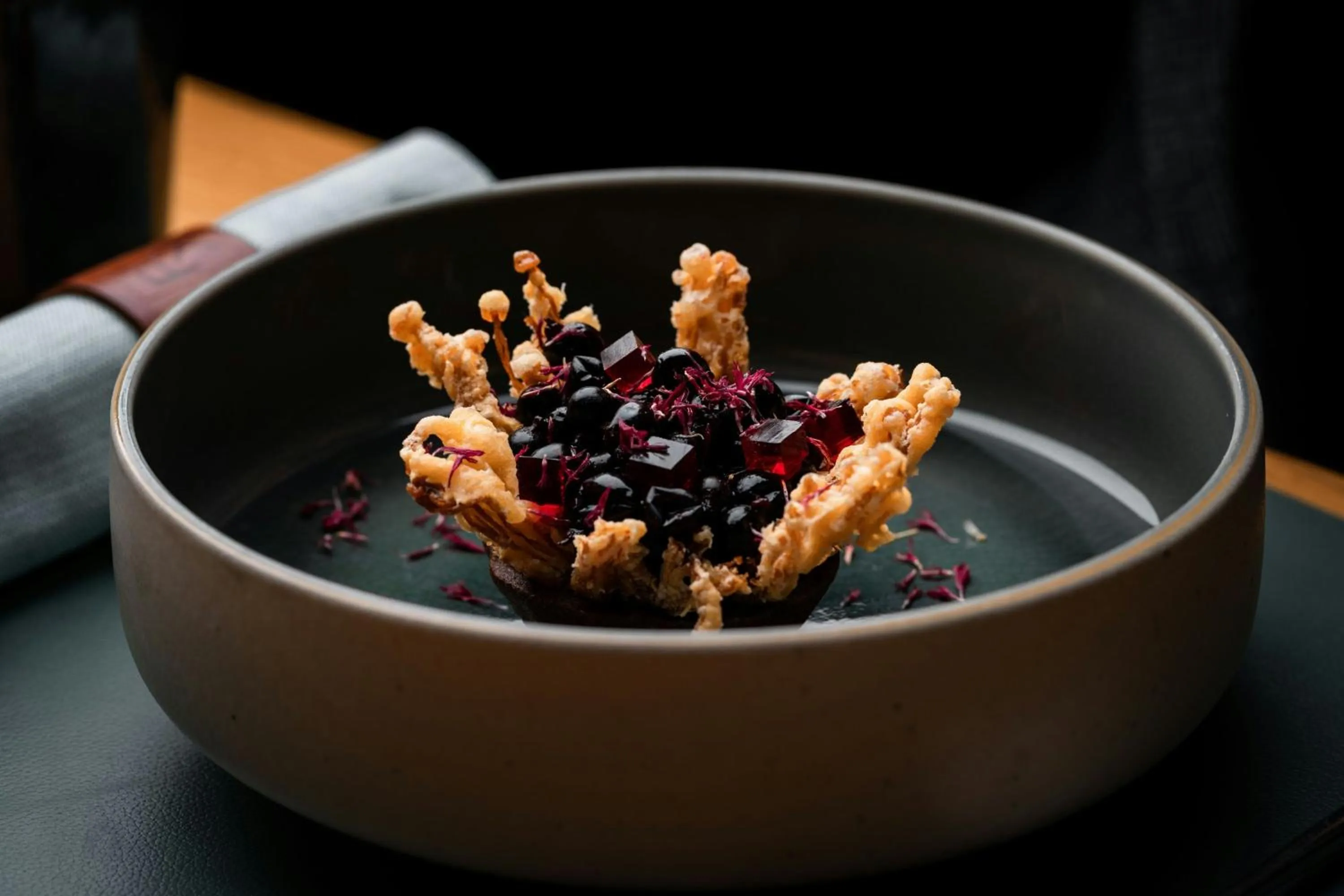 Restaurant/places to eat in The Ritz-Carlton Hotel de la Paix, Geneva