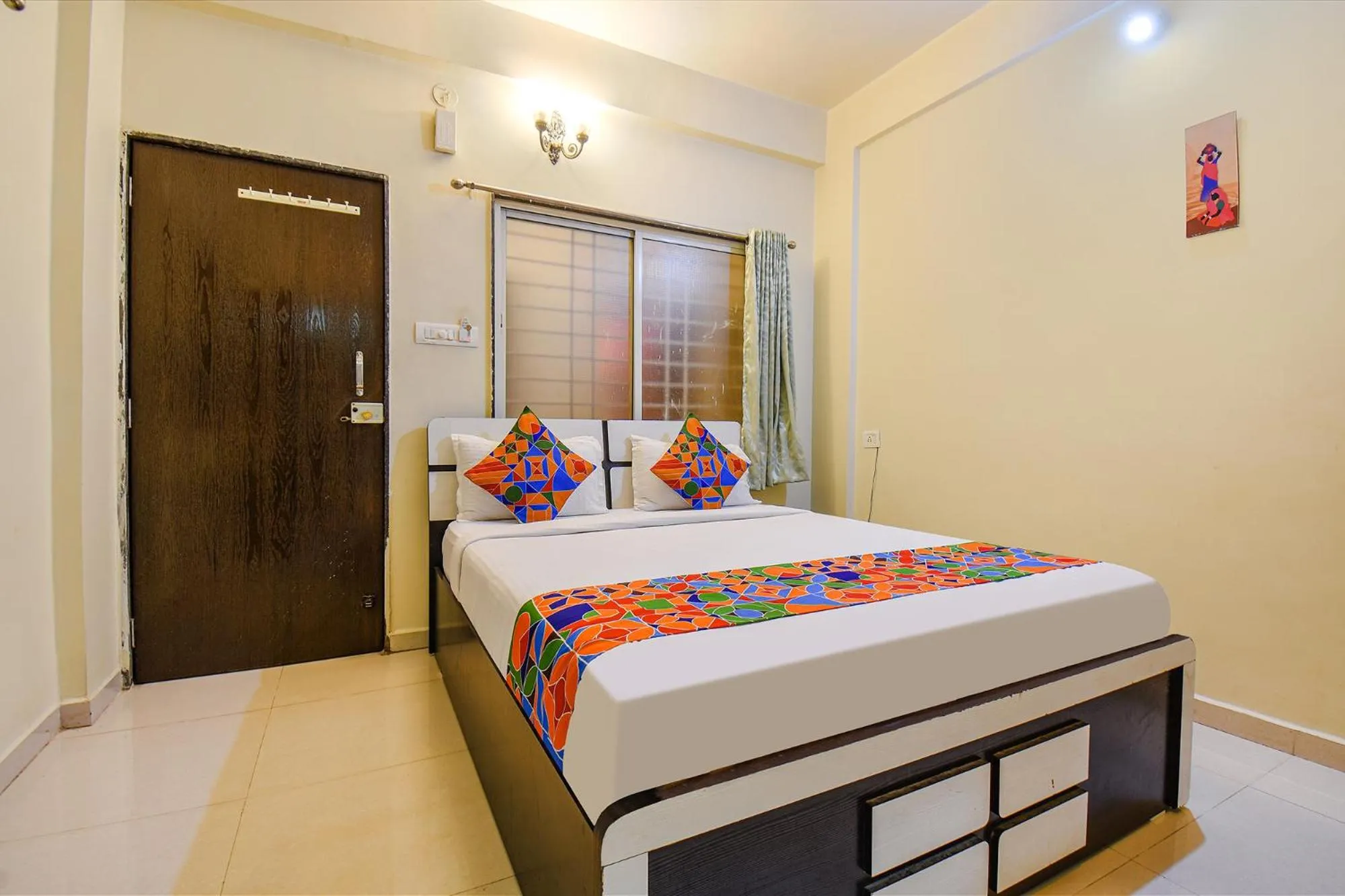 Bed in FabExpress 4 Star Executive - Nr World Trade Center