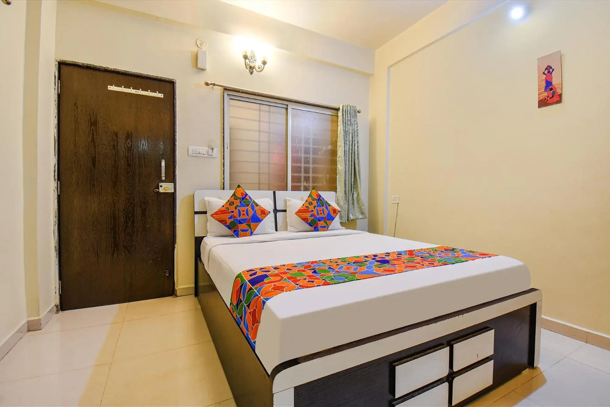 Bed in FabExpress 4 Star Executive - Nr World Trade Center Bed in FabExpress 4 Star Executive - Nr World Trade Center