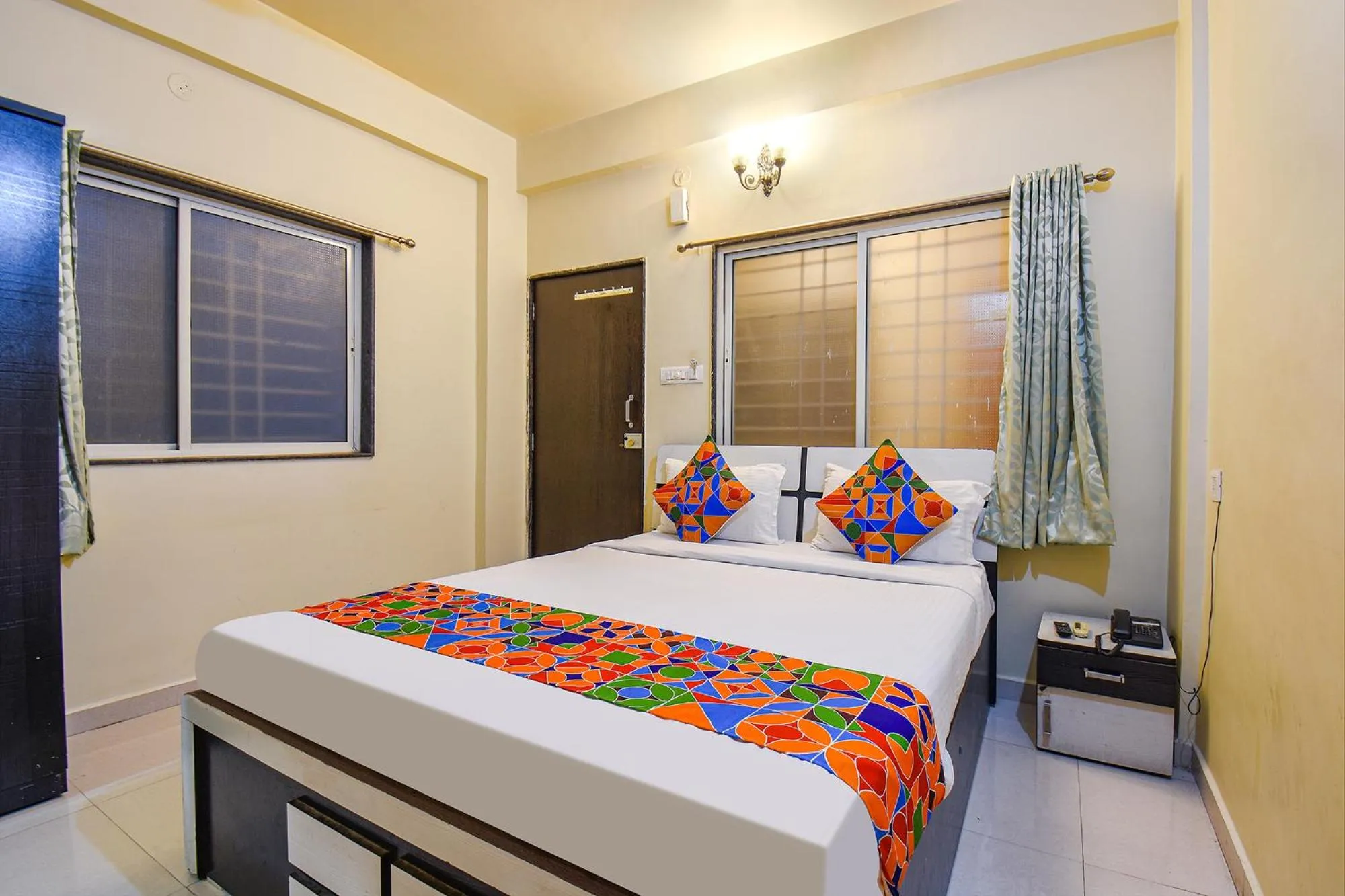 Bed in FabHotel 4 Star Executive - Nr World Trade Center