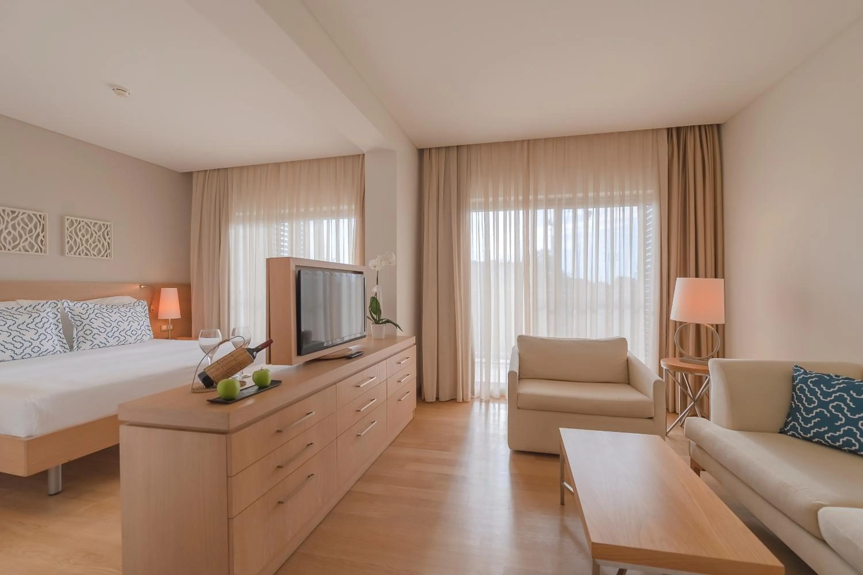 Communal lounge/ TV room, Bed in TUI Blue Barut Andız - All Inclusive - Adults Only