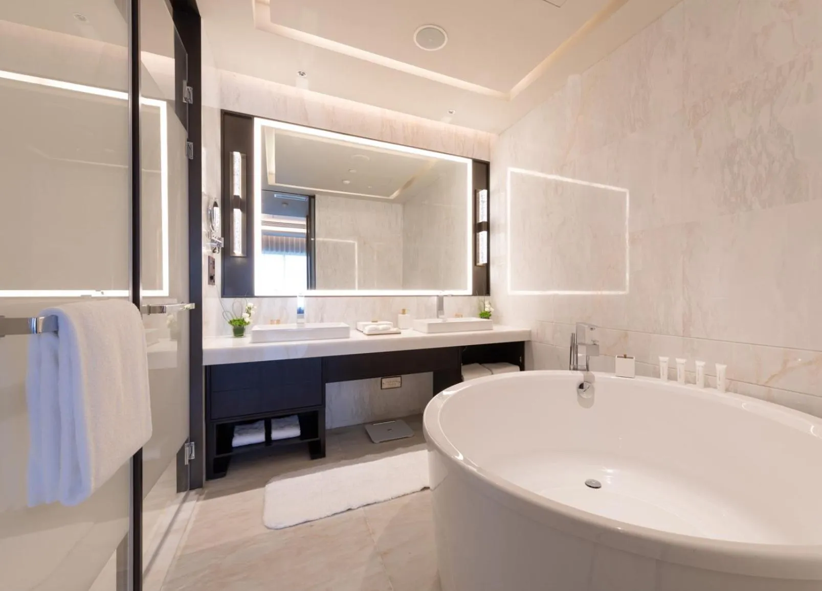 Bathroom in Gran Melia Chengdu
