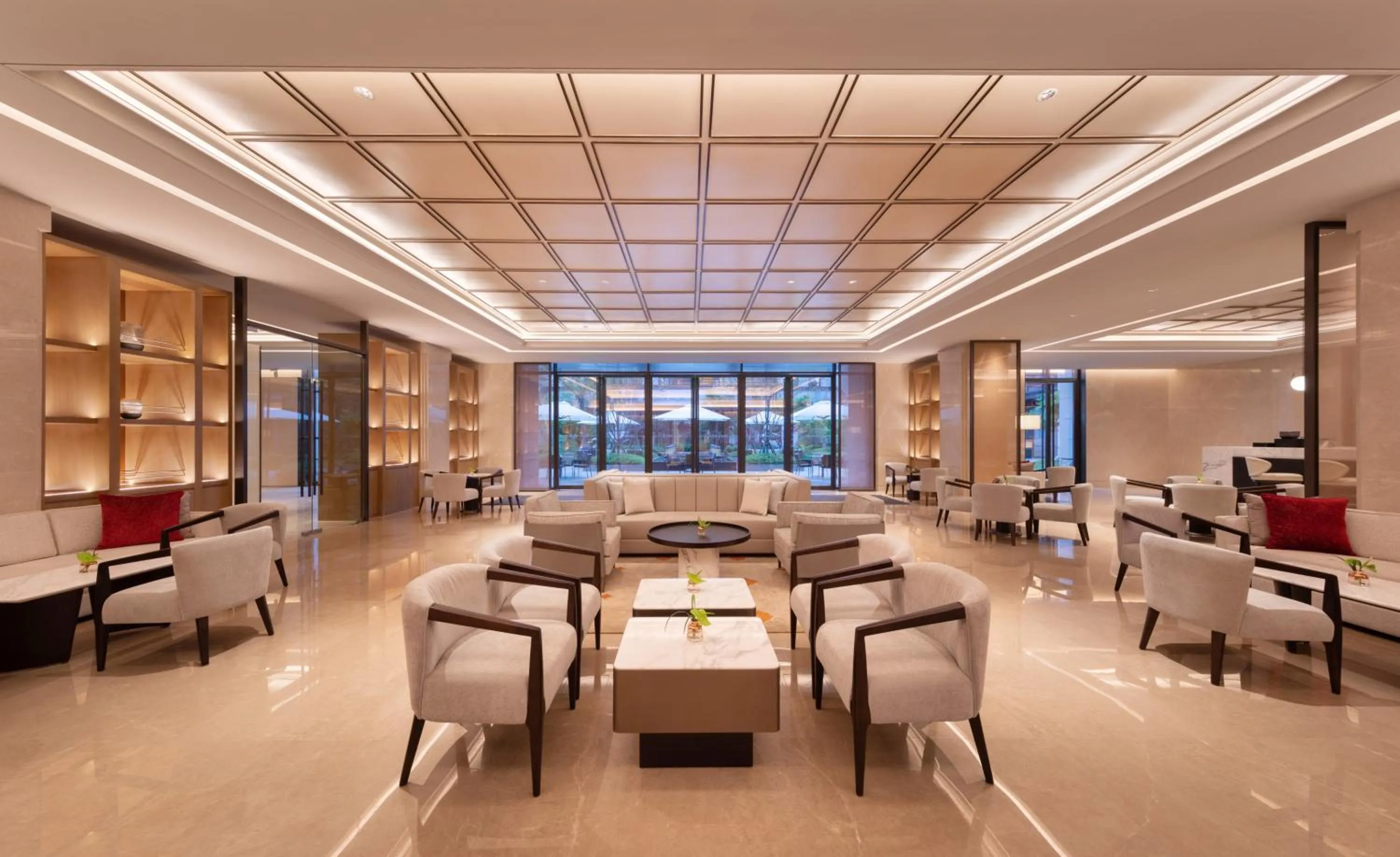 Lounge or bar in Gran Melia Chengdu
