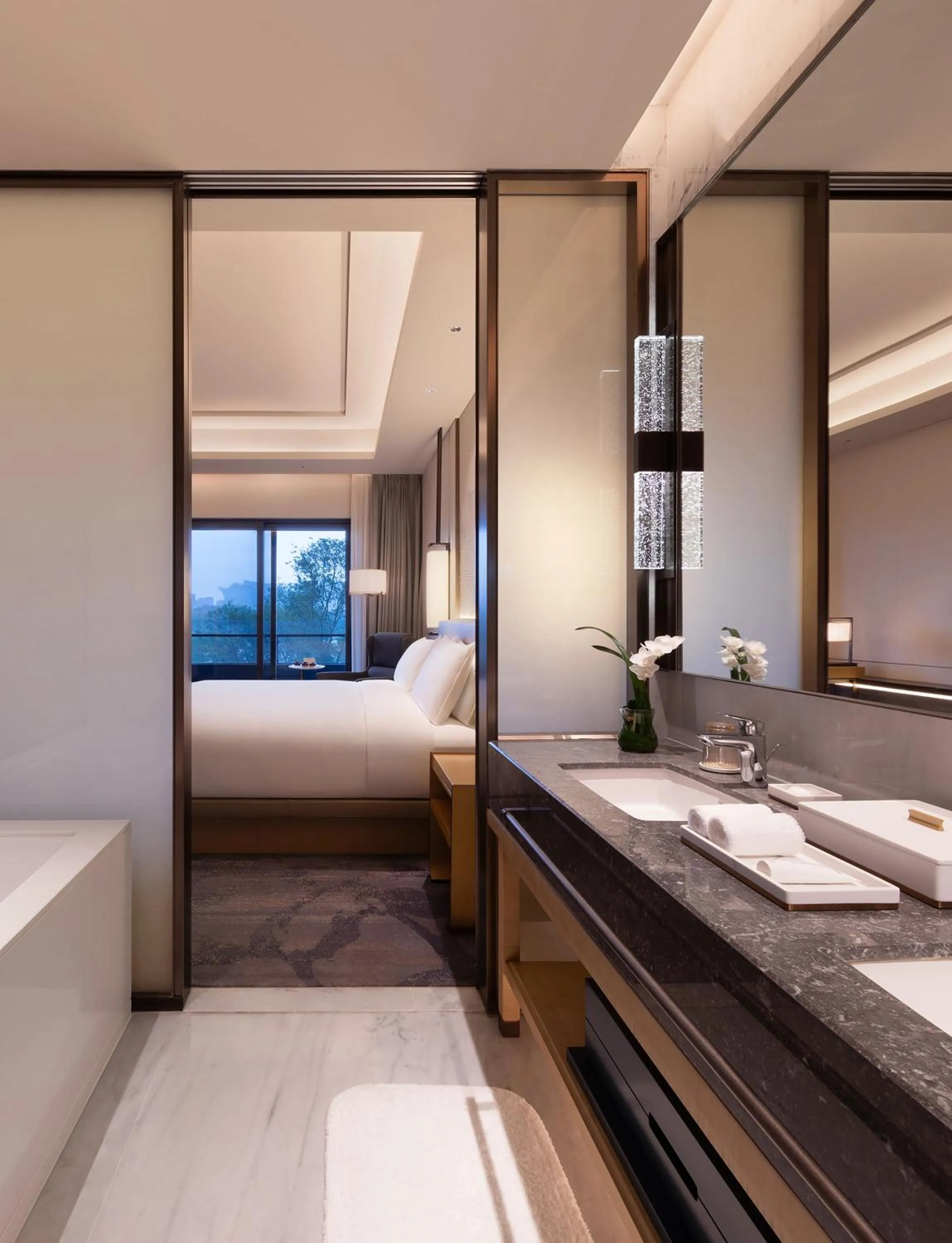 Bed in Gran Meliá Chengdu