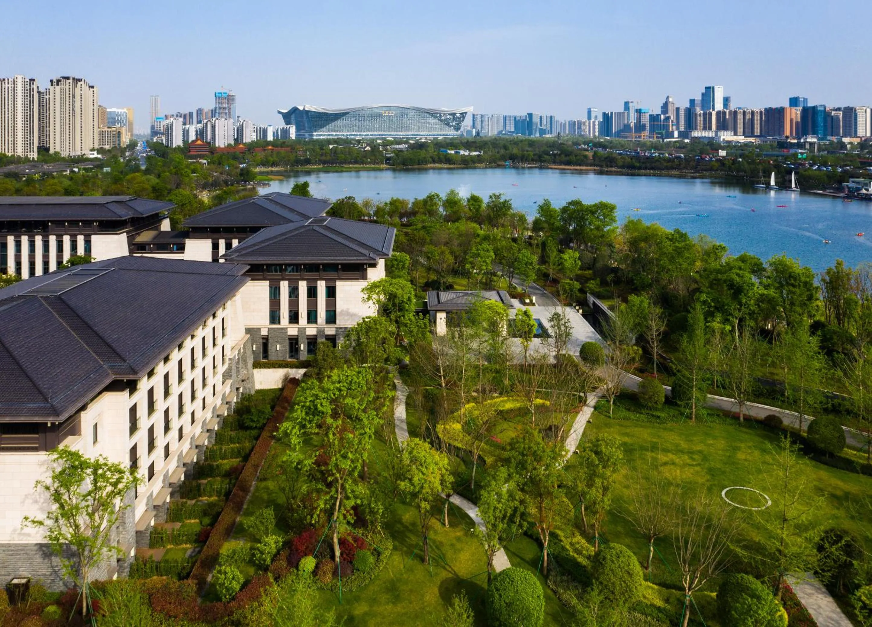 Property building in Gran Melia Chengdu