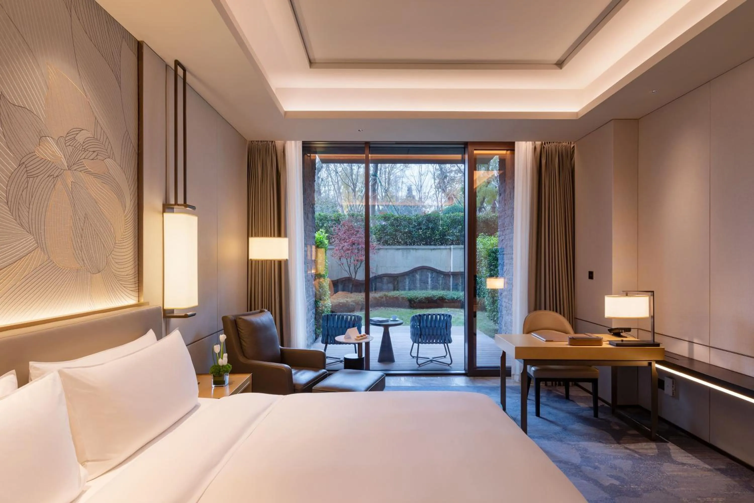 Property building, Bed in Gran Meliá Chengdu