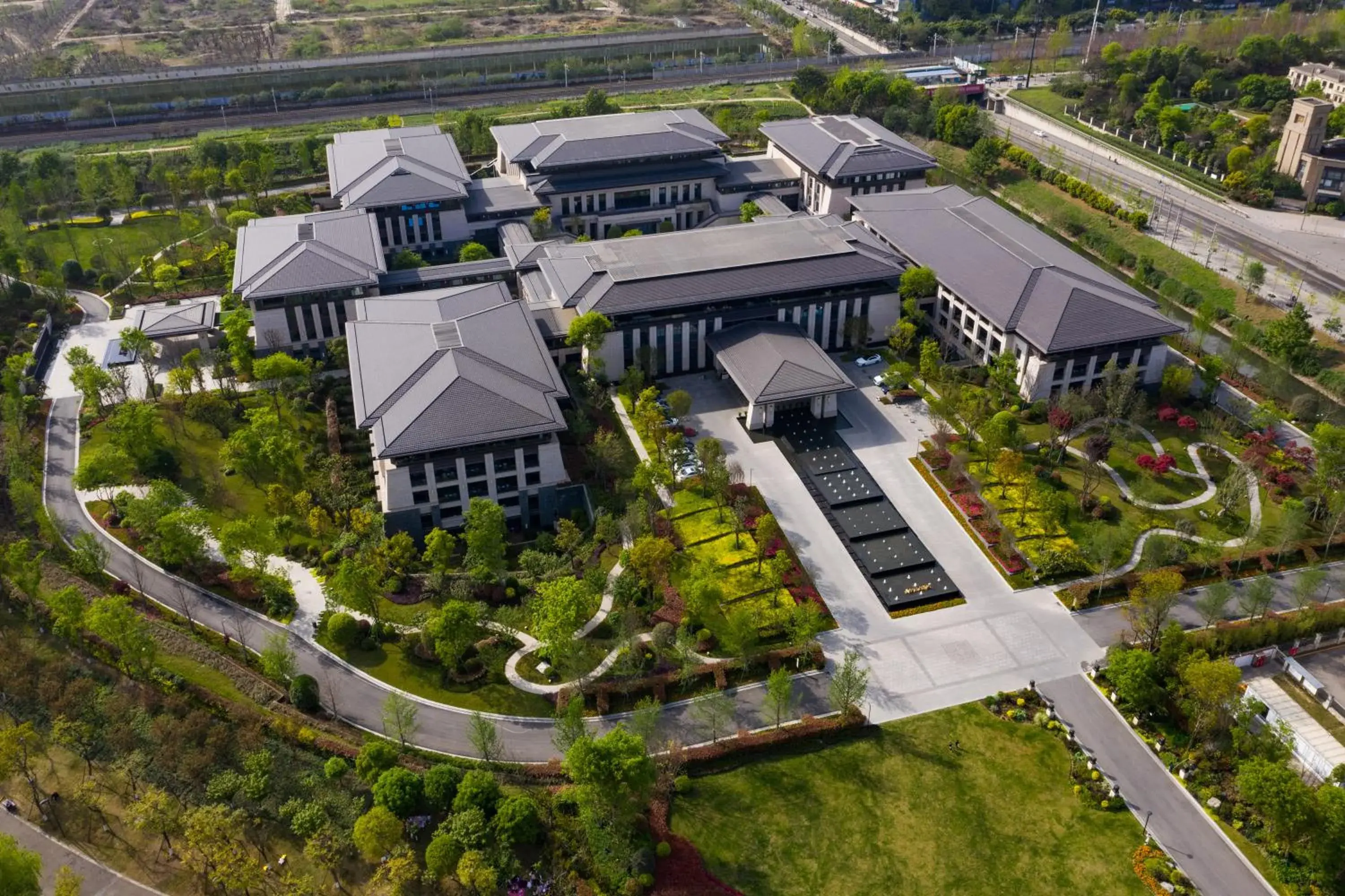 Property building in Gran Melia Chengdu Property building in Gran Melia Chengdu