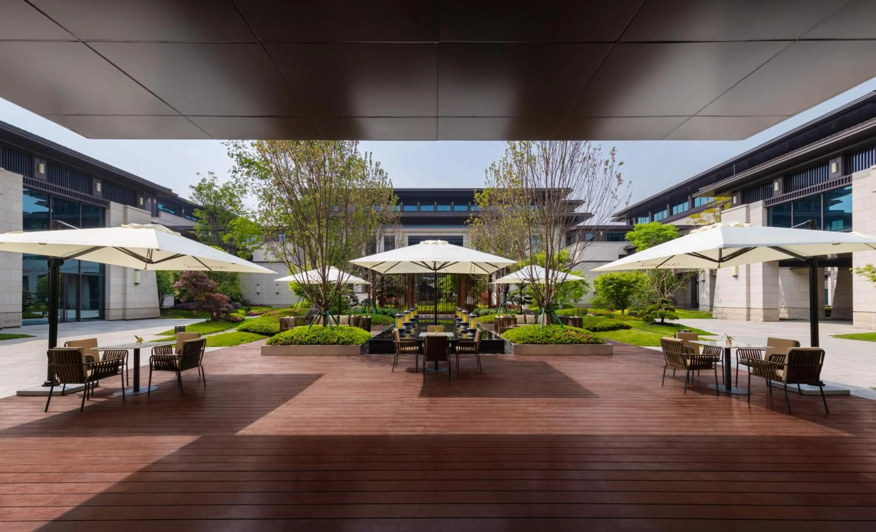 Property building in Gran Melia Chengdu