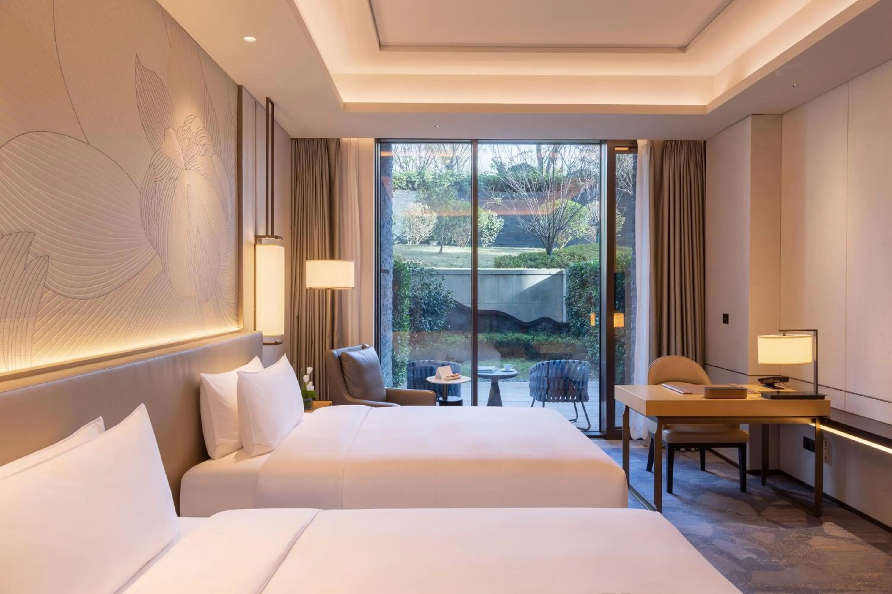 Property building, Bed in Gran Meliá Chengdu