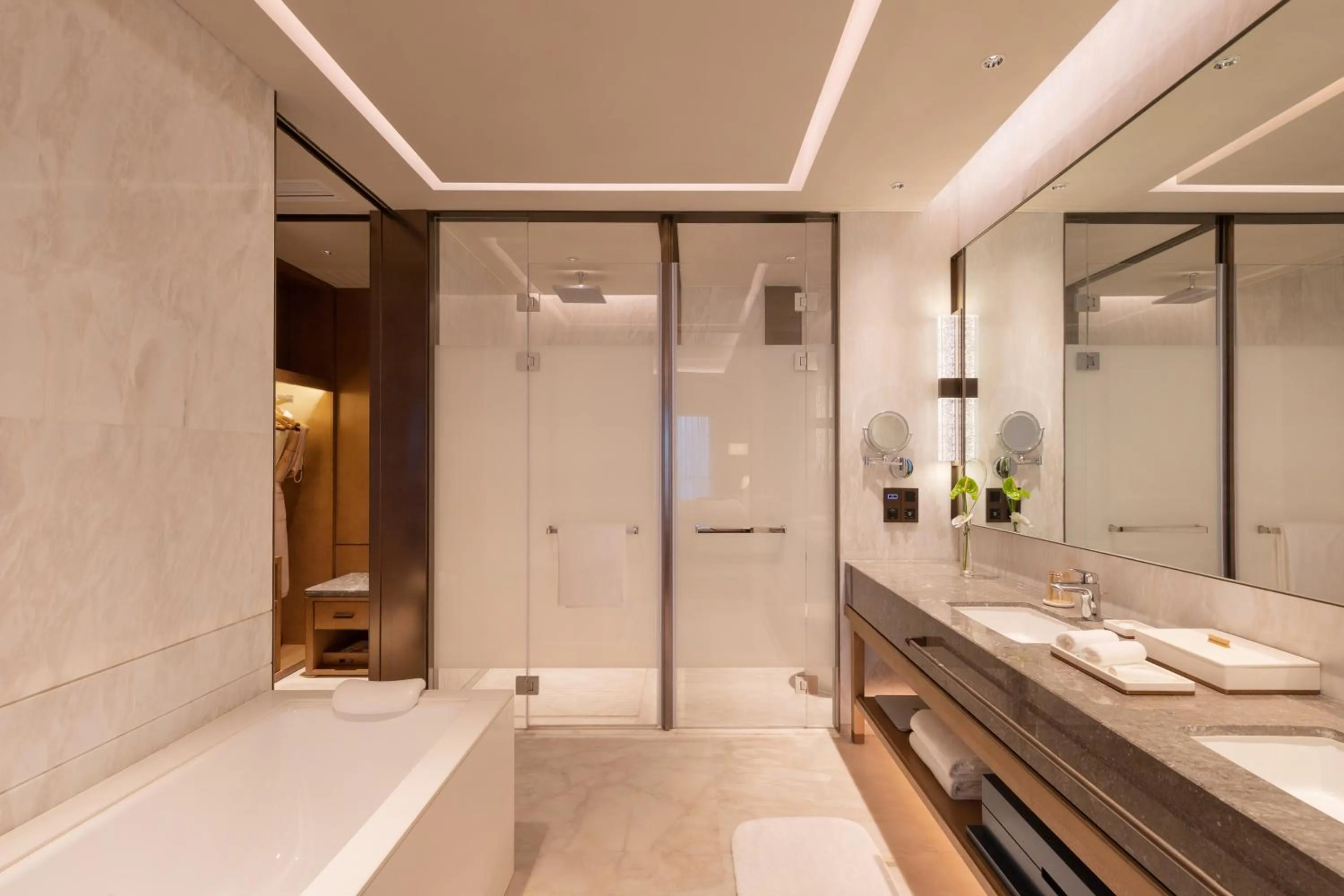 Shower in Gran Melia Chengdu