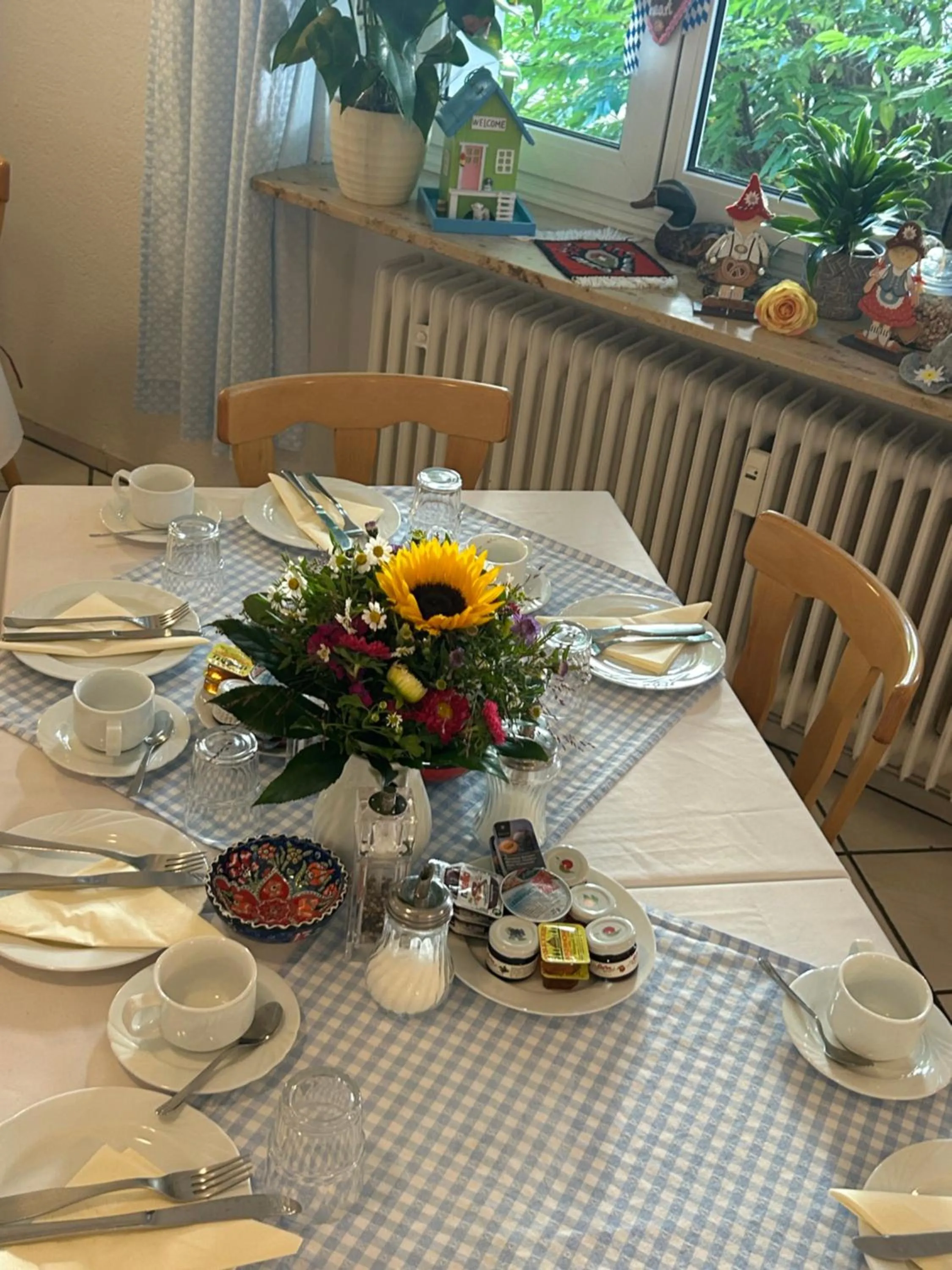 Breakfast in Hotel Pension Haydn